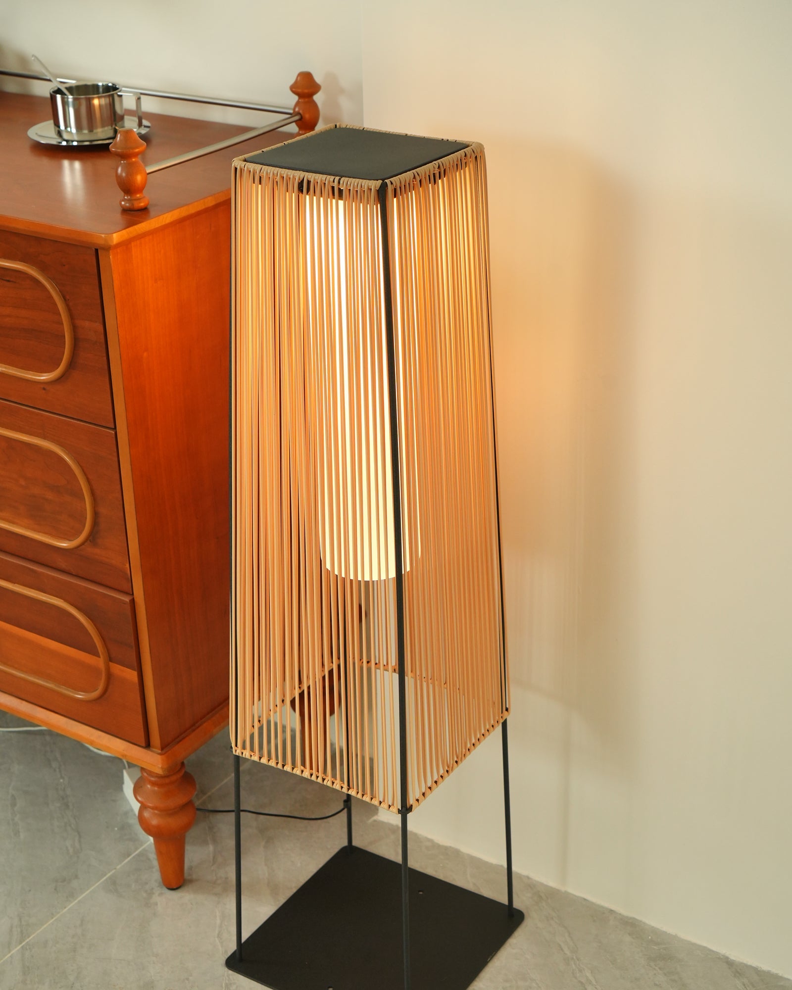 Plastic Rattan Outdoor Post Light - Blowlighting