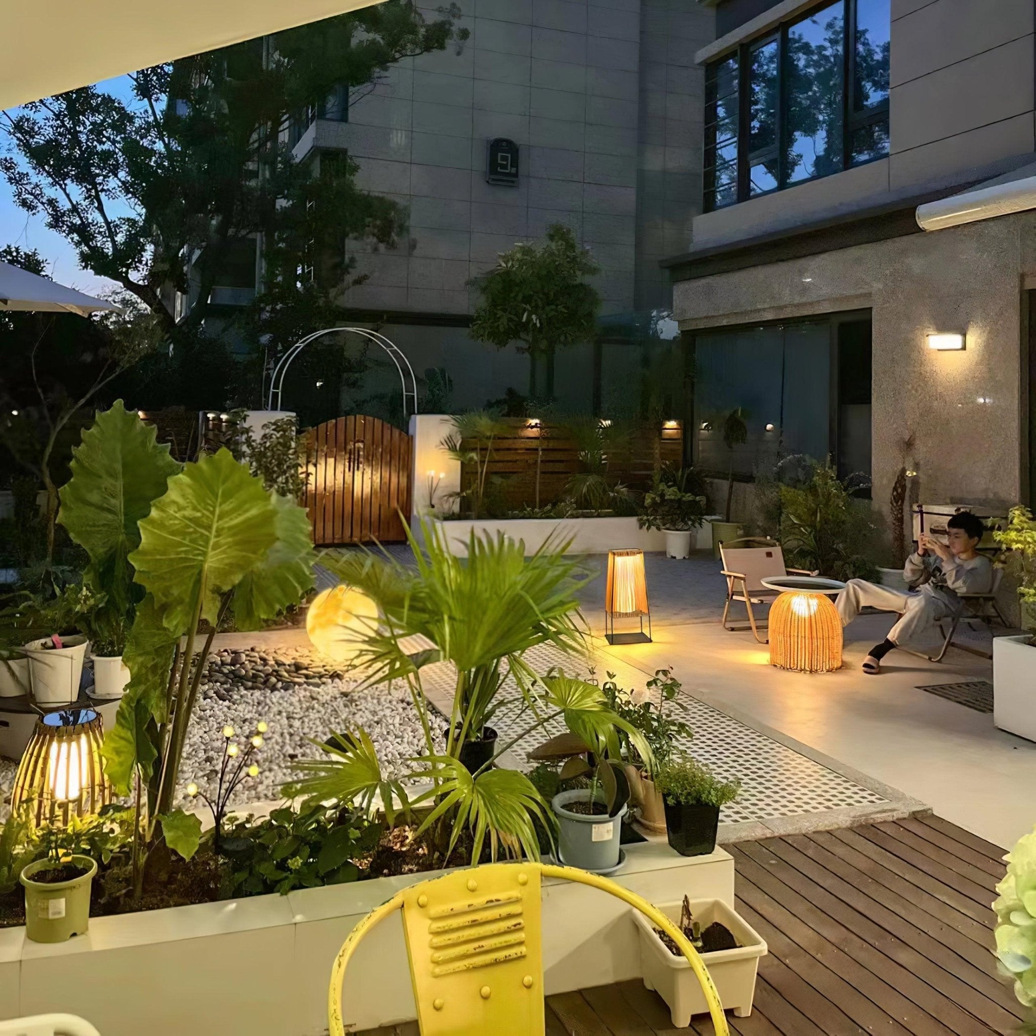 Plastic Rattan Outdoor Post Light - Blowlighting