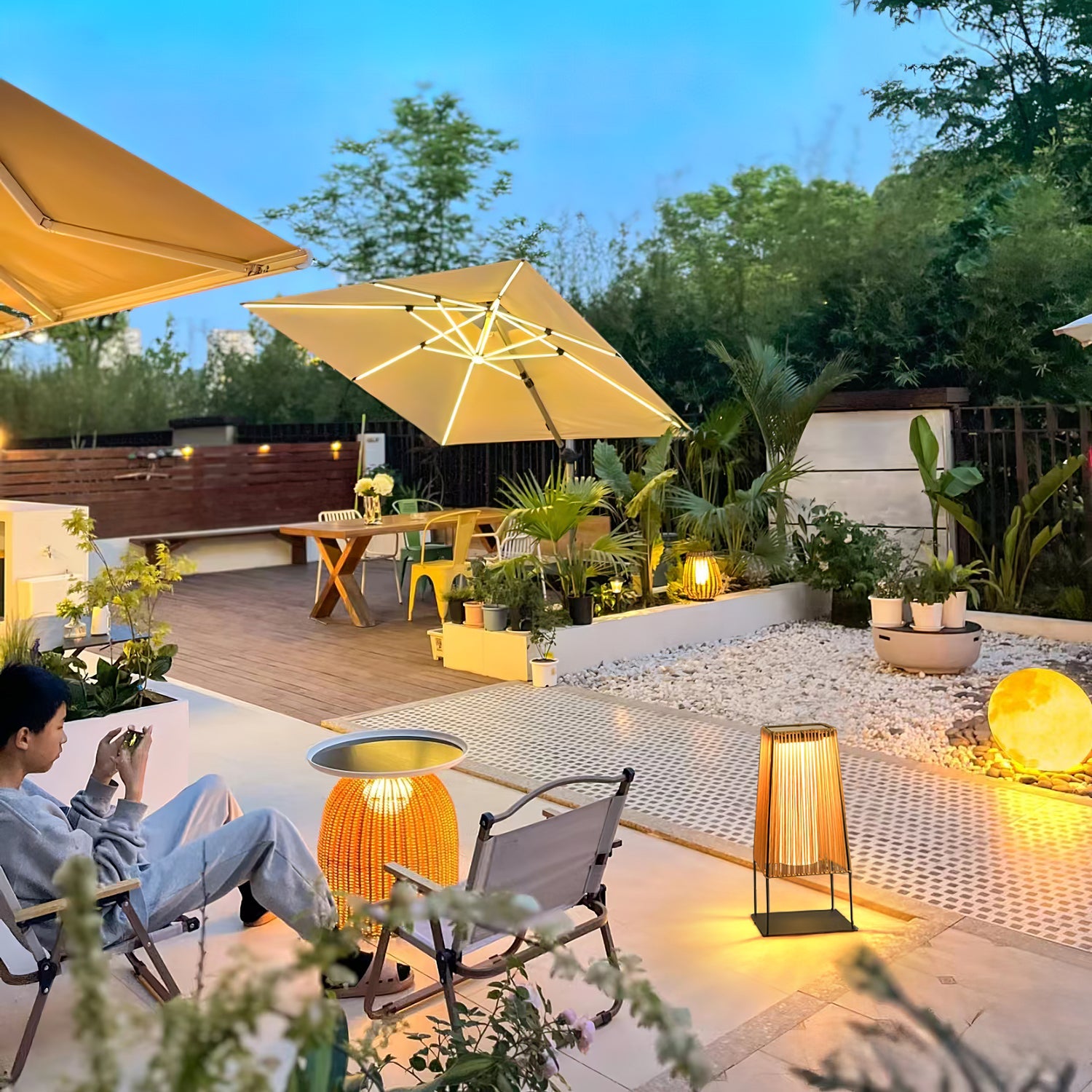 Plastic Rattan Outdoor Post Light - Blowlighting