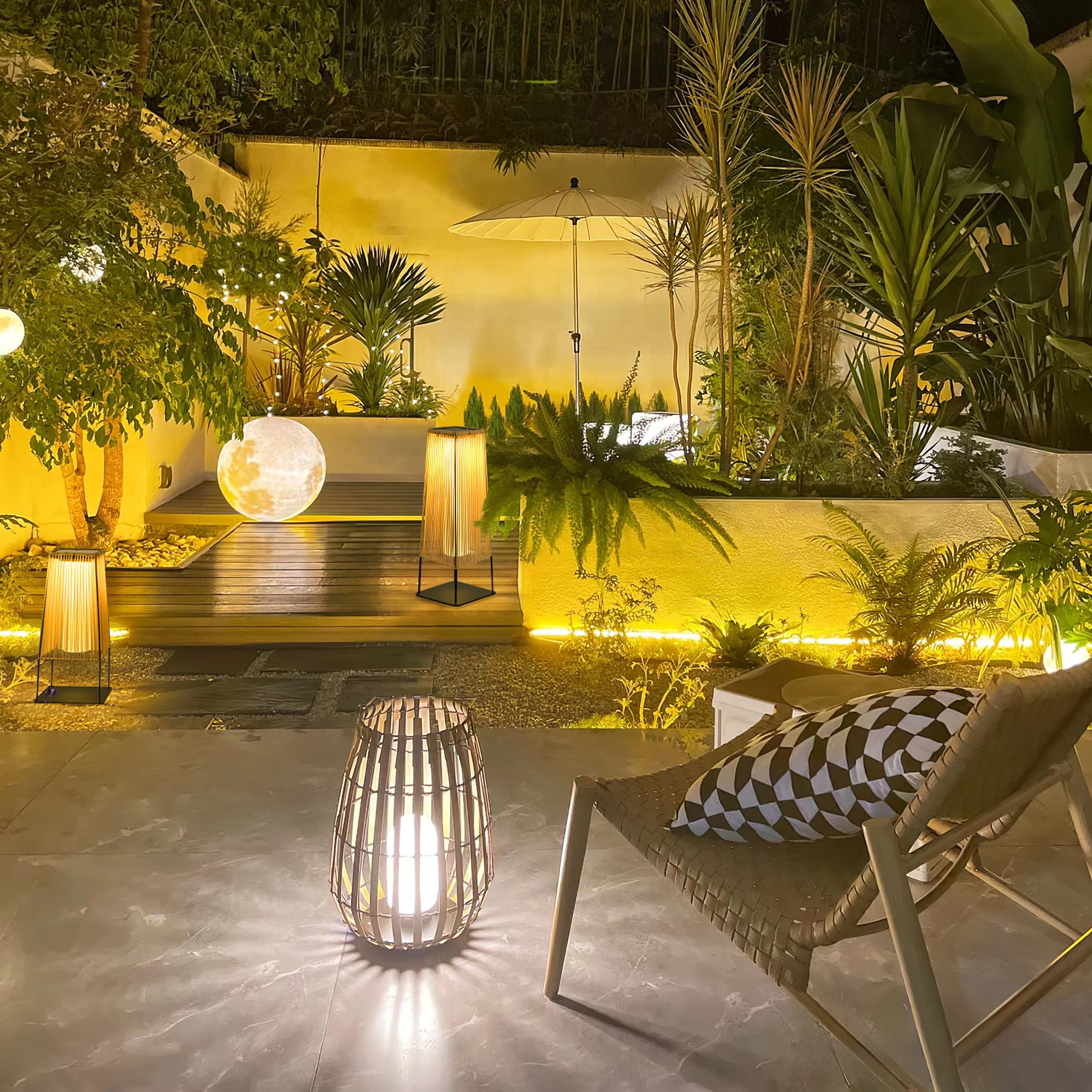 Plastic Rattan Outdoor Post Light - Blowlighting