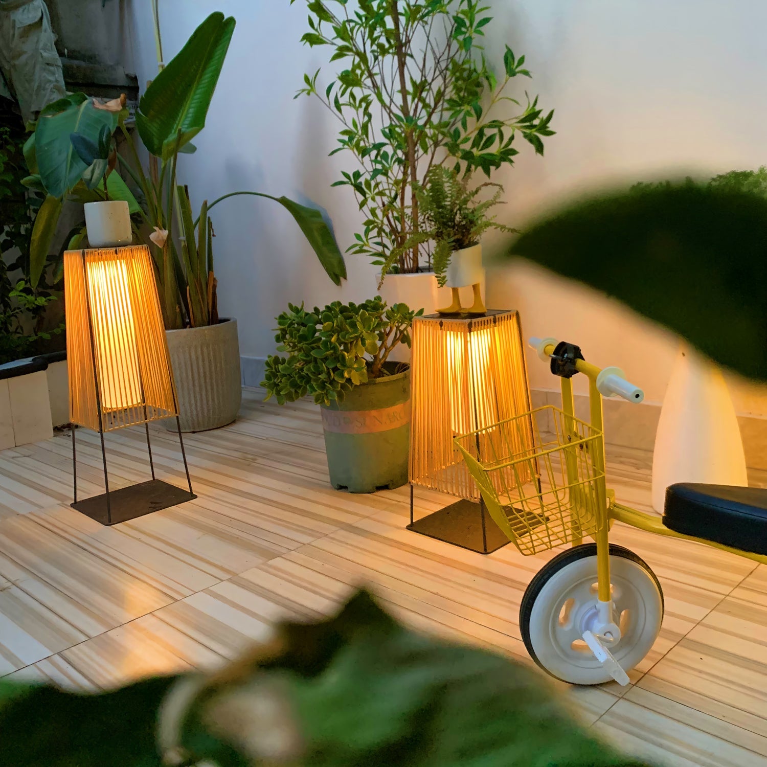 Plastic Rattan Outdoor Post Light - Blowlighting