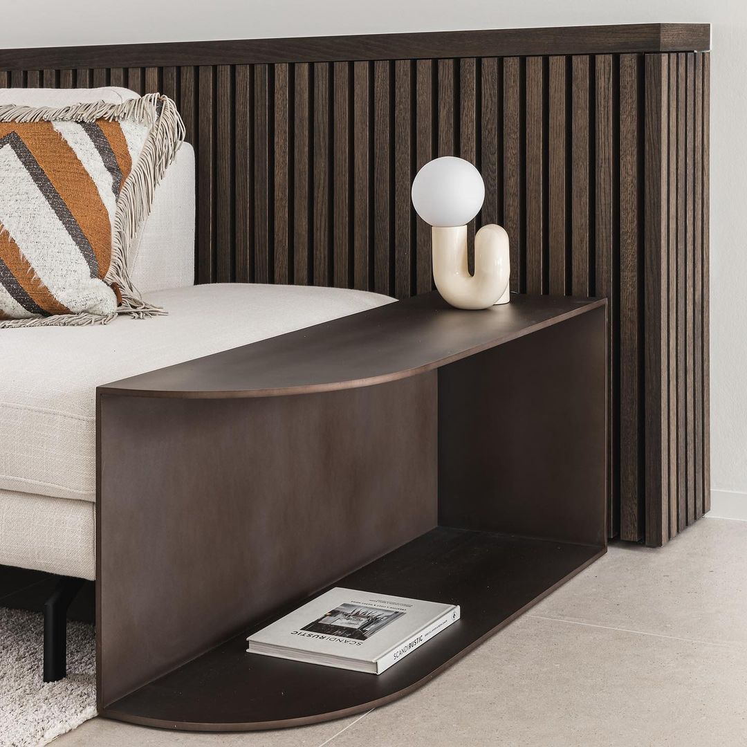 Playful N Shape Table Lamp - Blowlighting