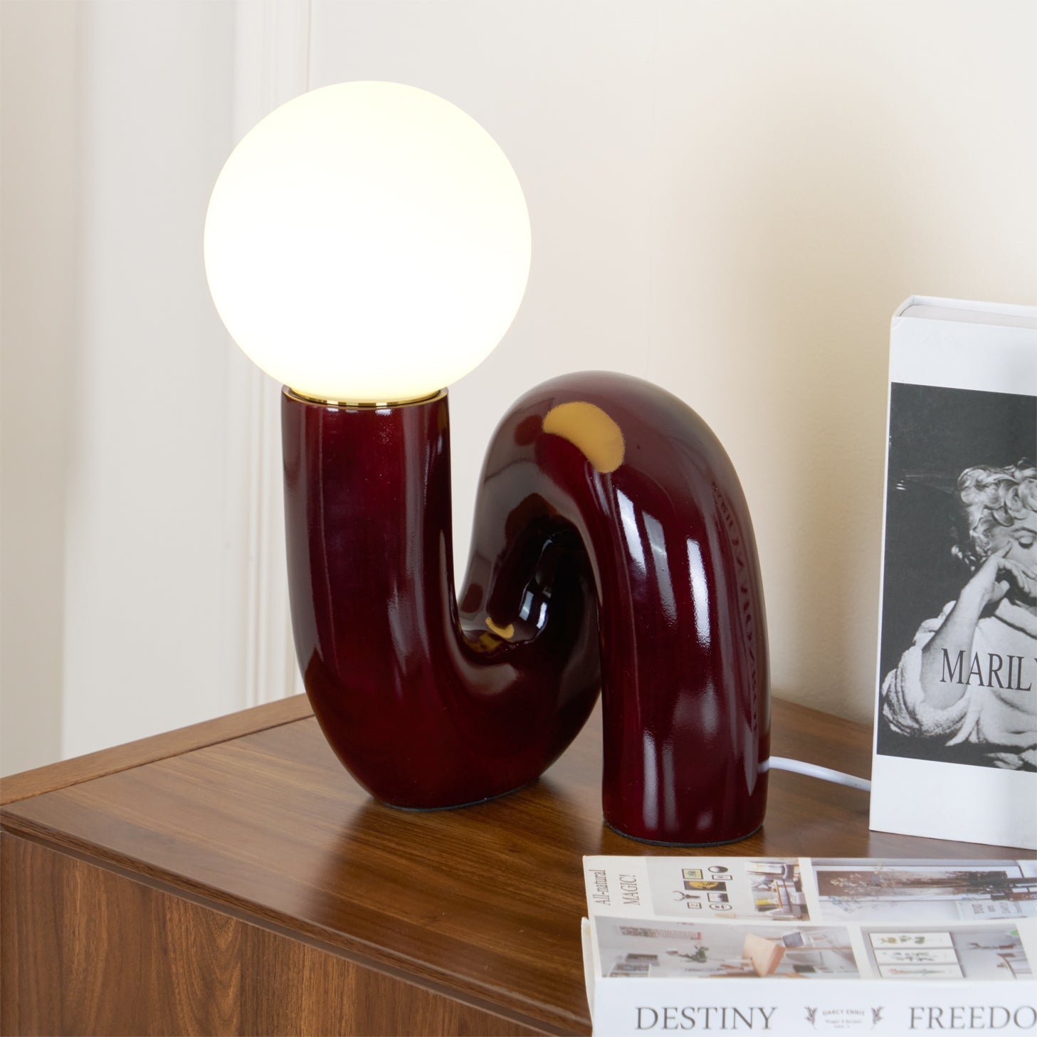 Playful N Shape Table Lamp - Blowlighting