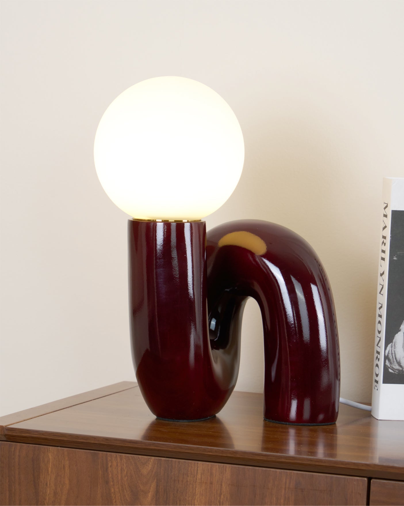 Playful N Shape Table Lamp - Blowlighting