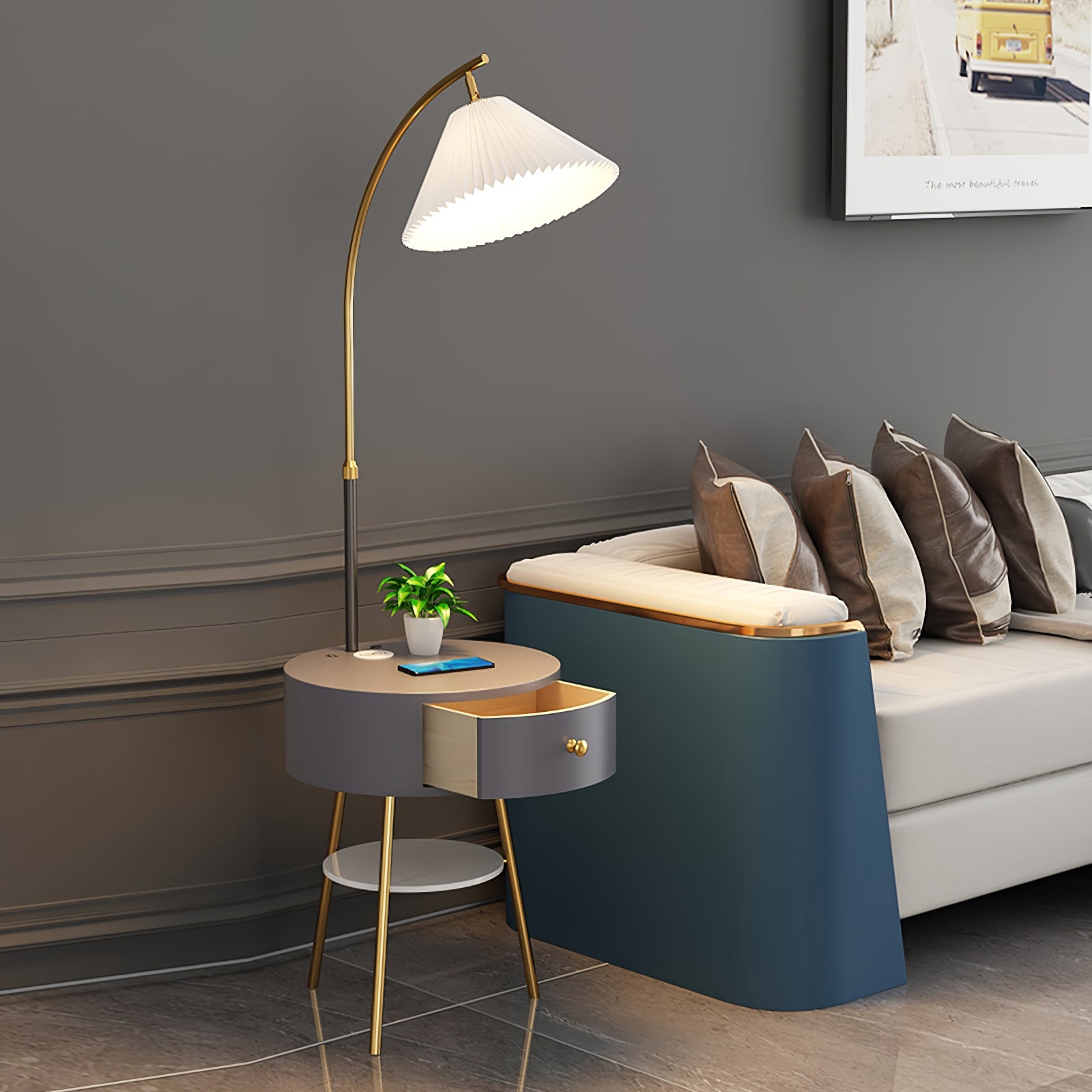 Pleated Arc Floor Light - Blowlighting