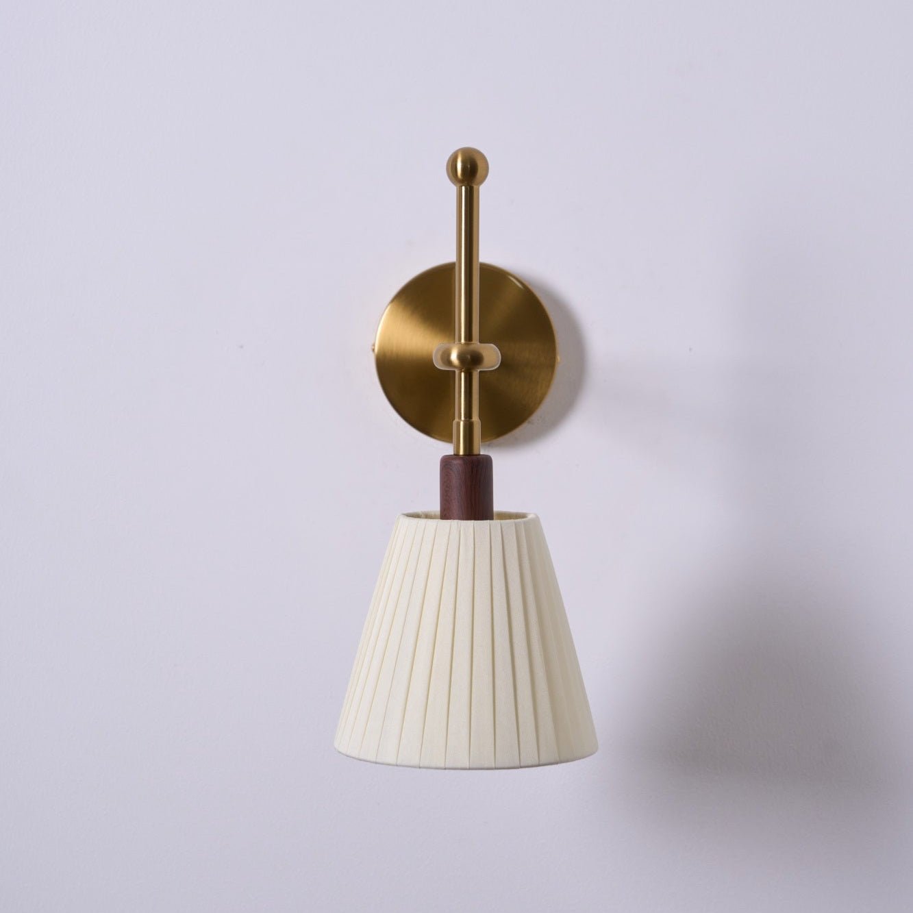 Pleated Fabric Wall Lamp - Blowlighting