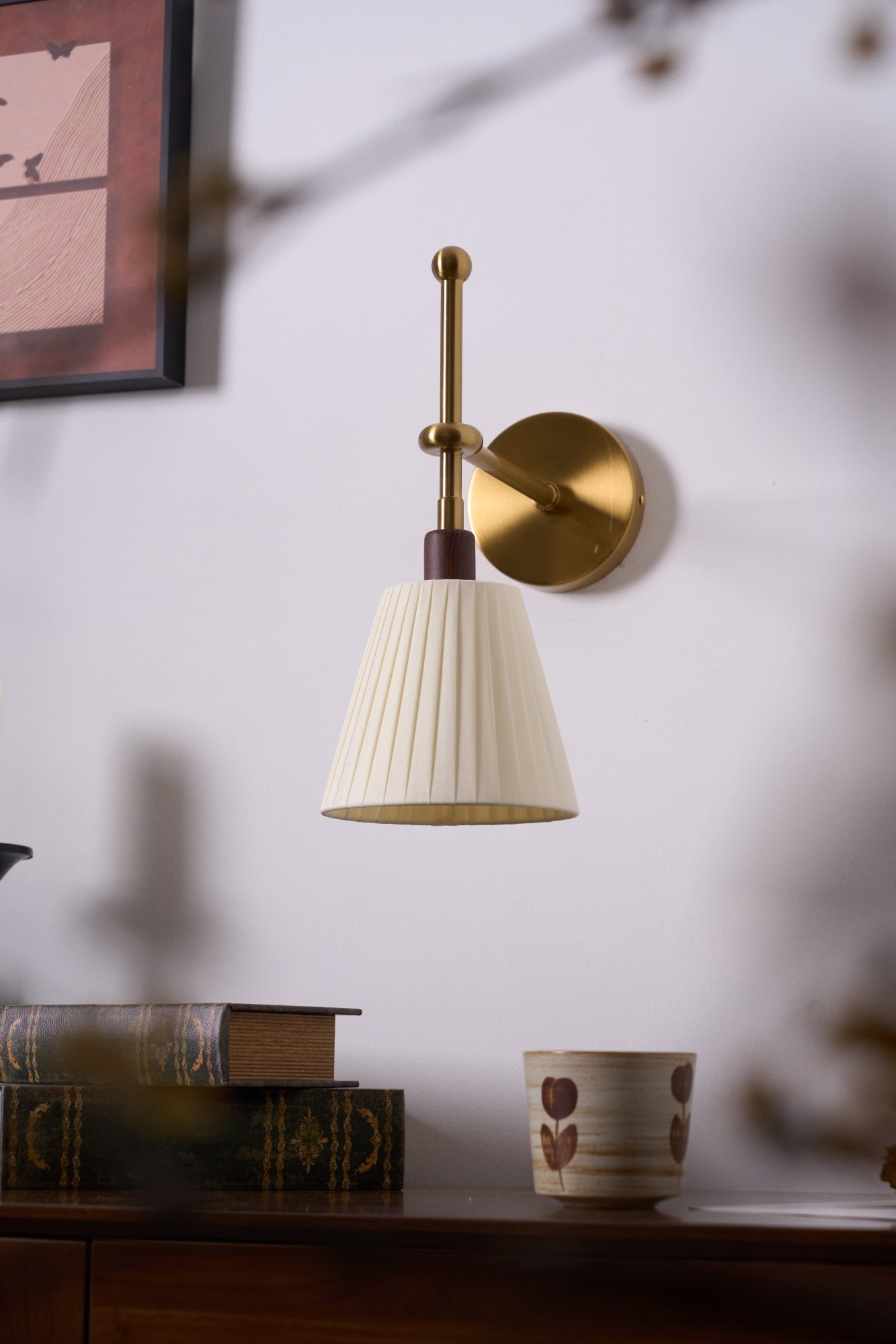 Pleated Fabric Wall Lamp - Blowlighting