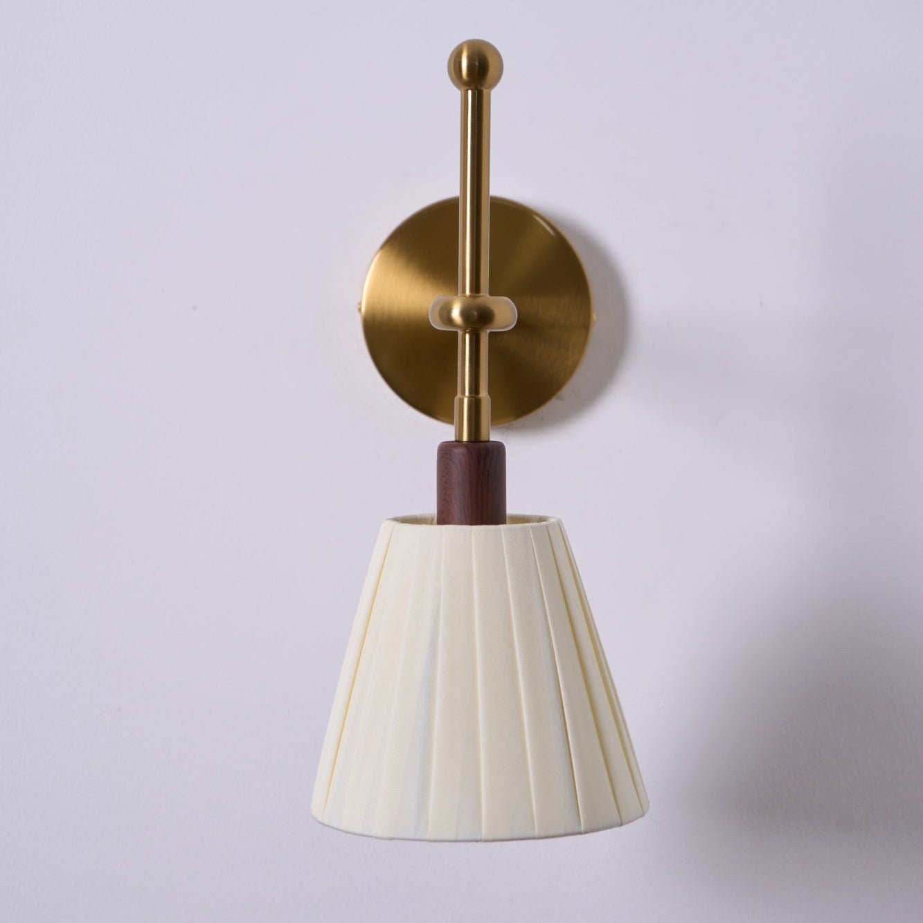 Pleated Fabric Wall Lamp - Blowlighting