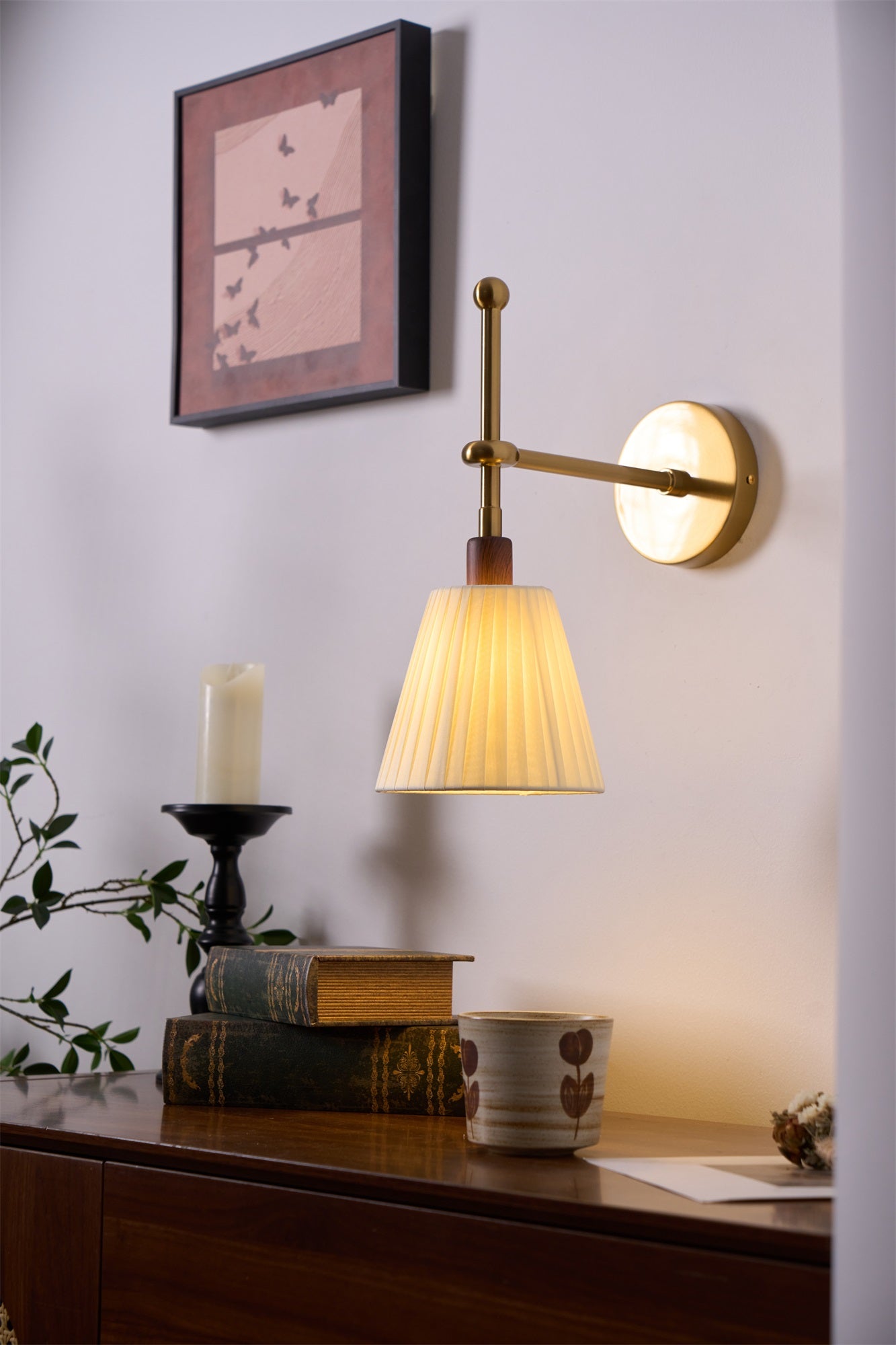 Pleated Fabric Wall Lamp - Blowlighting