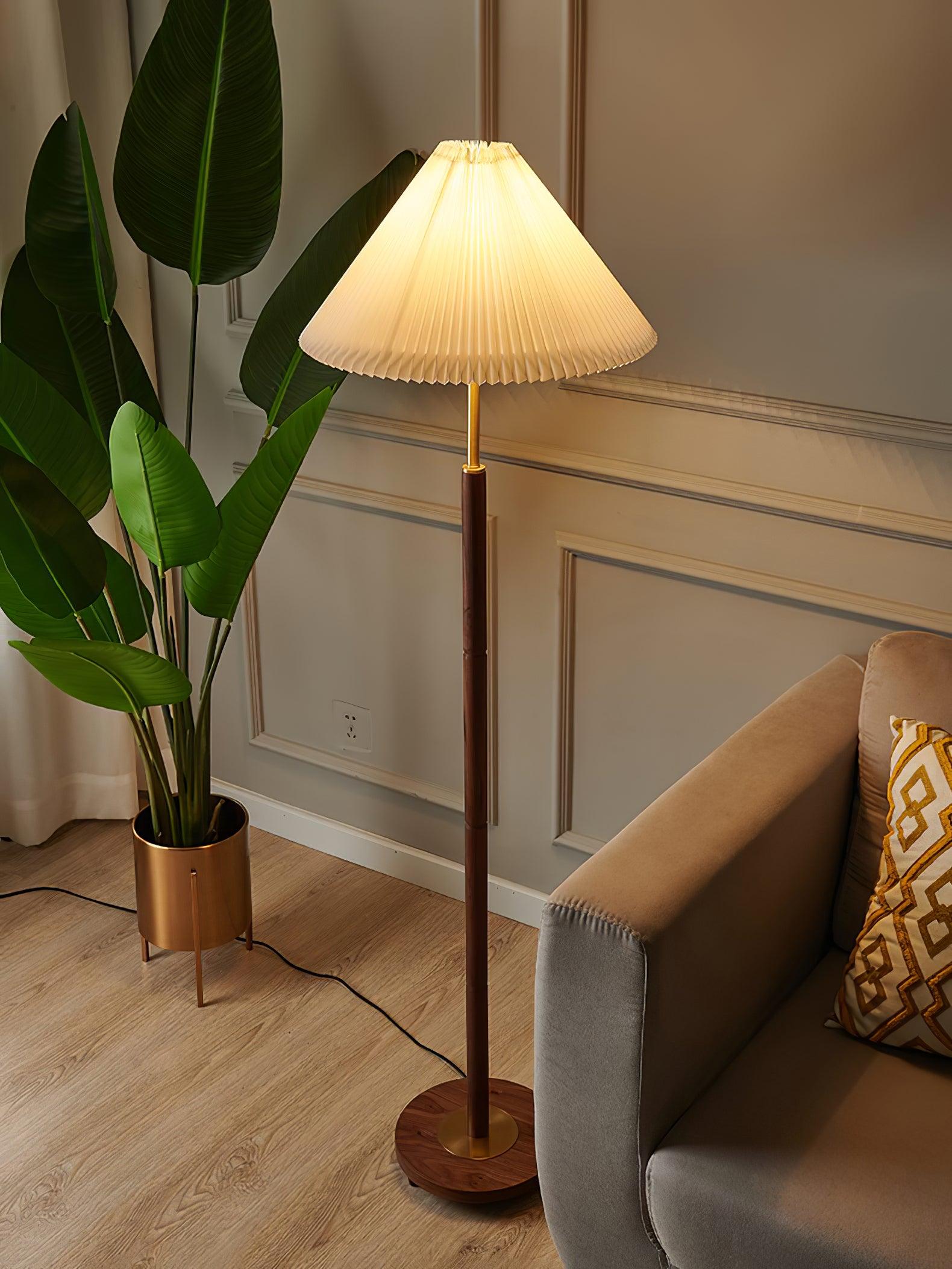 Pleated Floor Lamp - Blowlighting