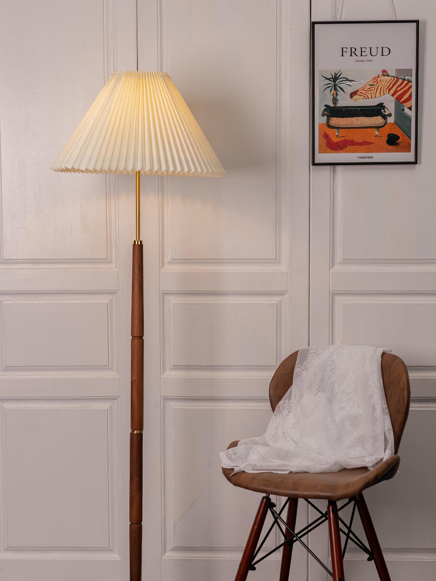 Pleated Floor Lamp - Blowlighting