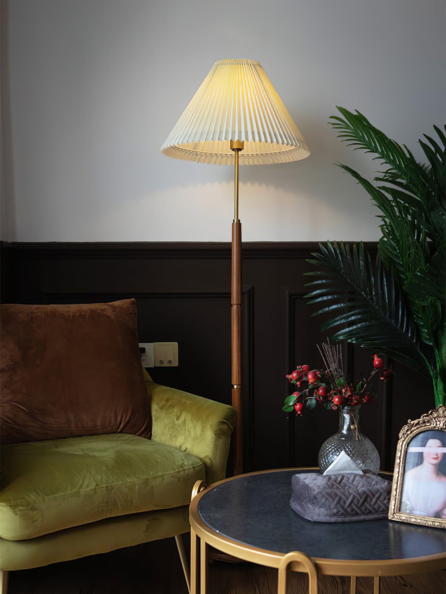 Pleated Floor Lamp - Blowlighting