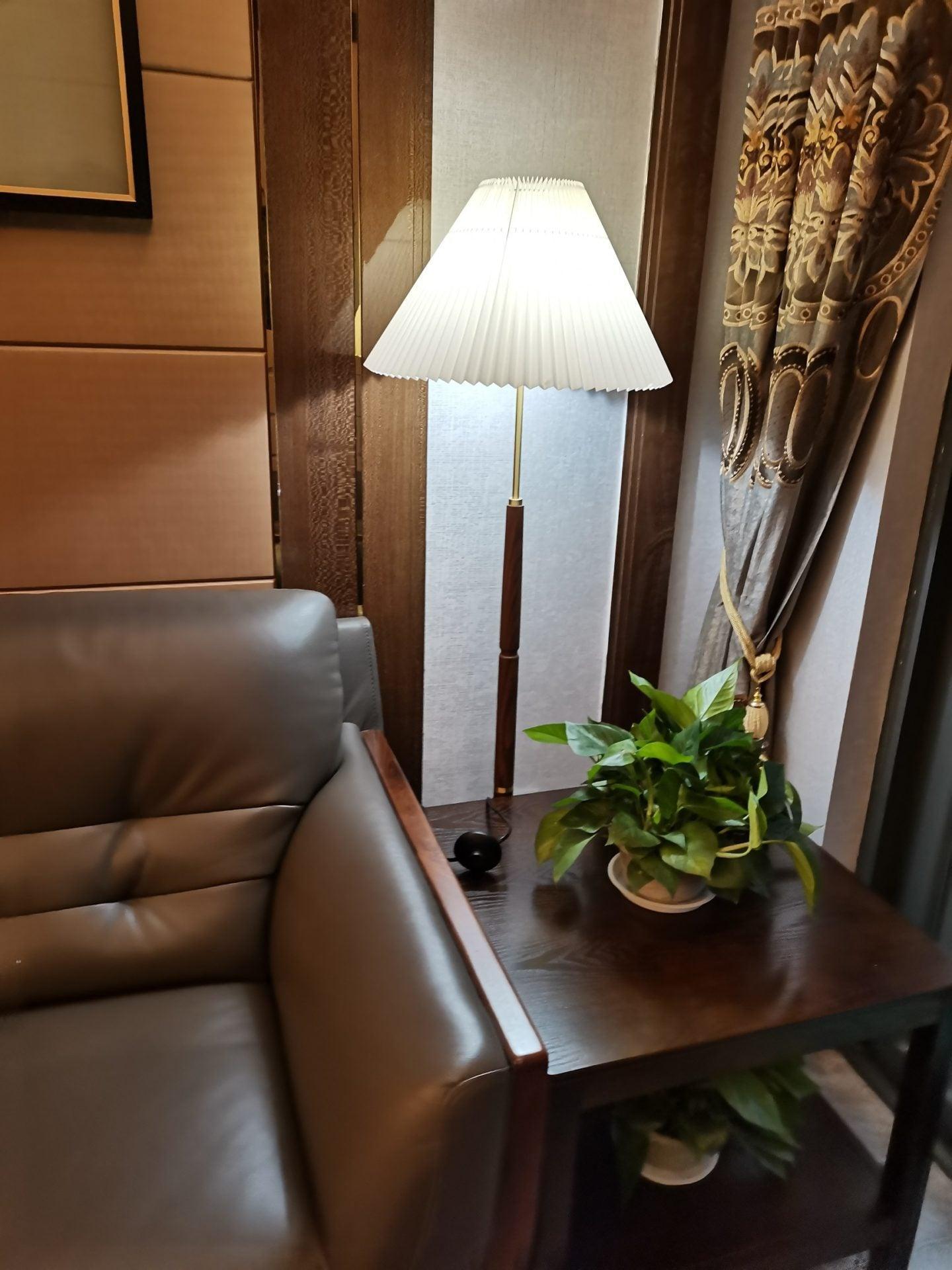 Pleated Floor Lamp - Blowlighting