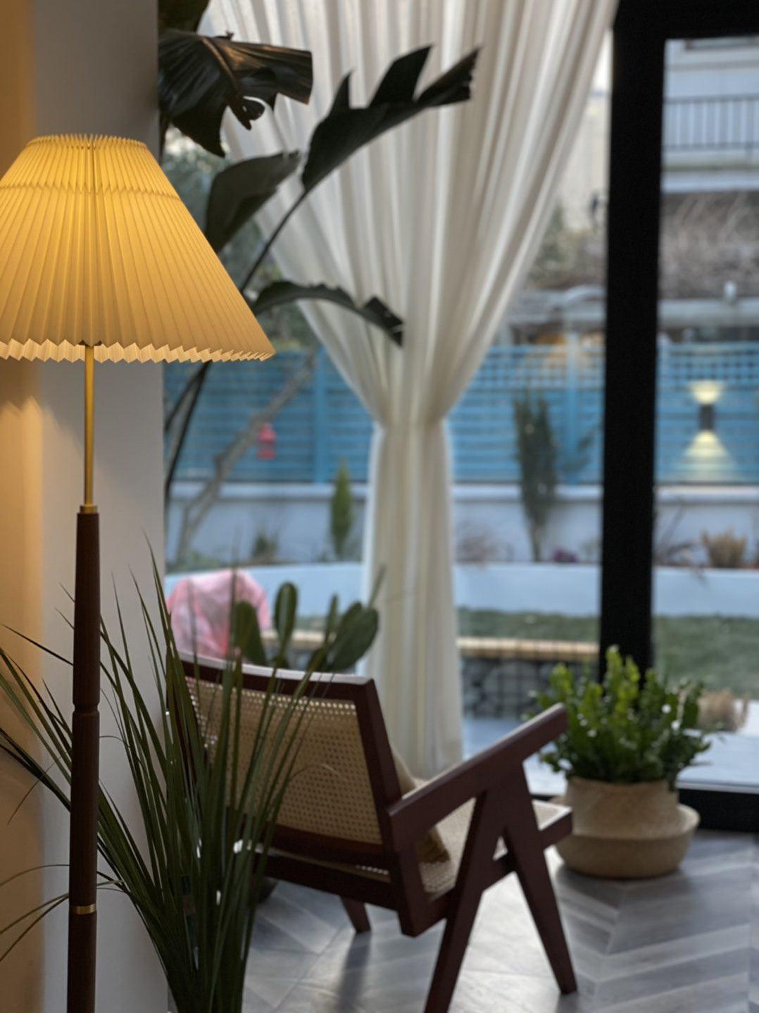 Pleated Floor Lamp - Blowlighting