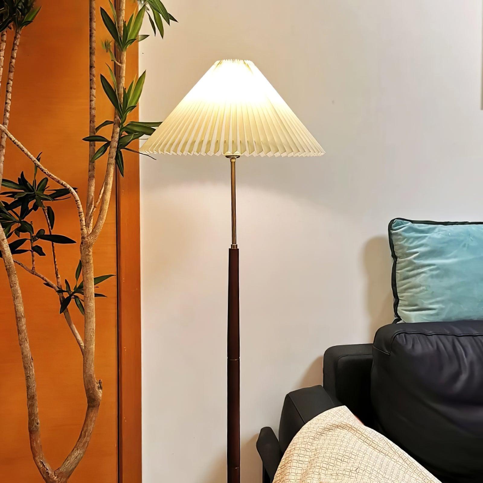 Pleated Floor Lamp - Blowlighting