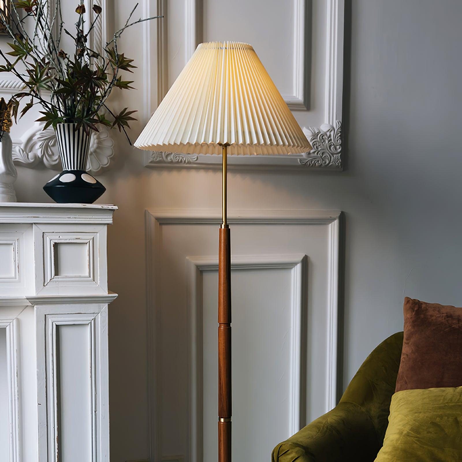 Pleated Floor Lamp - Blowlighting