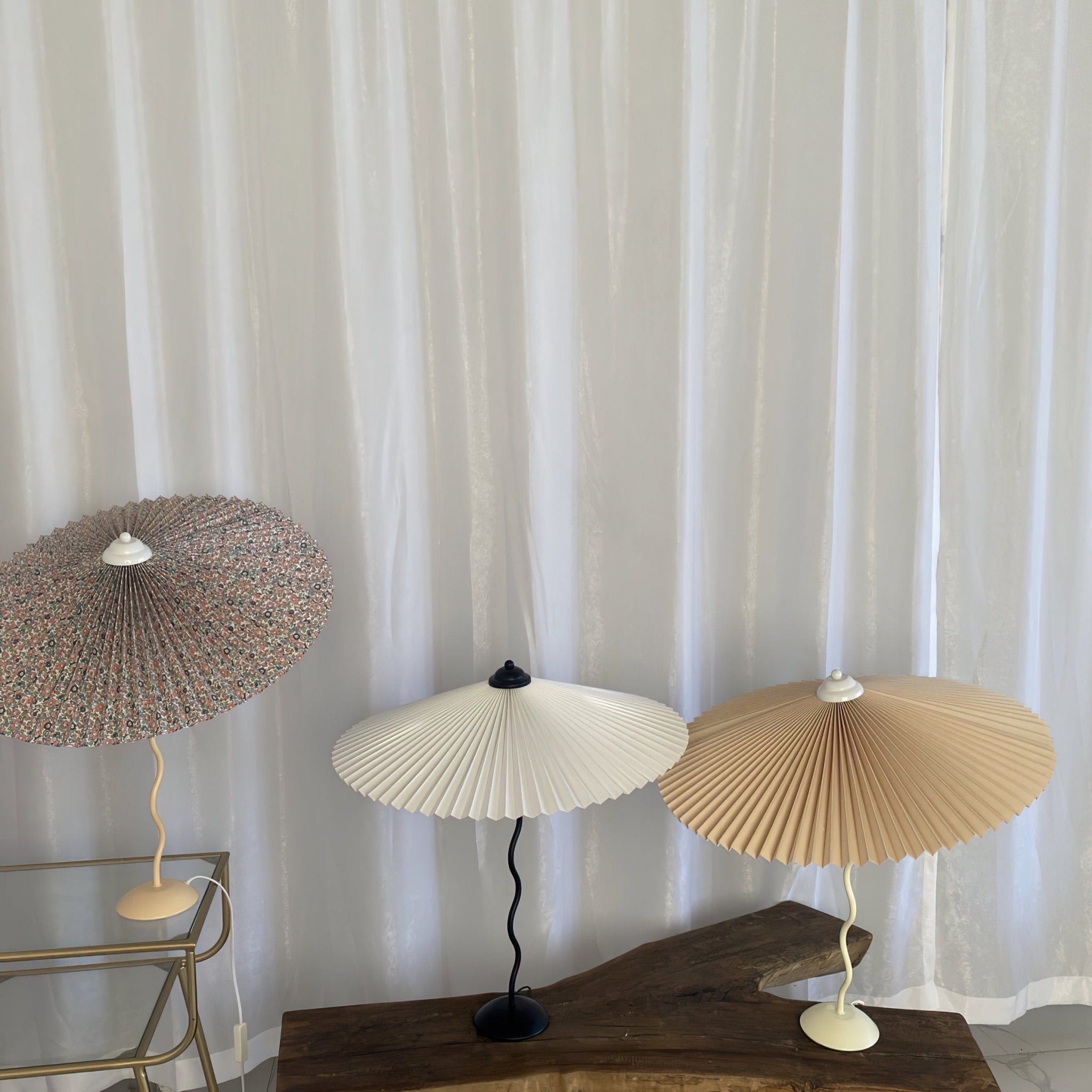 Pleated Hat Table Lamp - Blowlighting