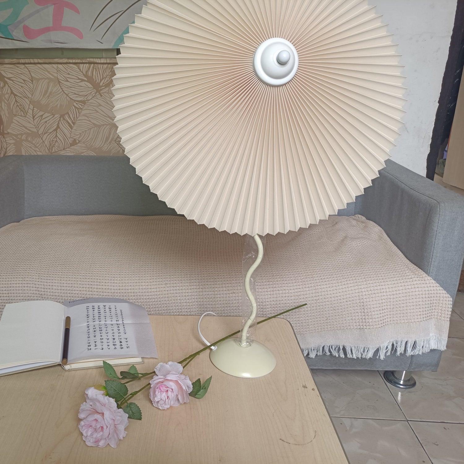 Pleated Hat Table Lamp - Blowlighting