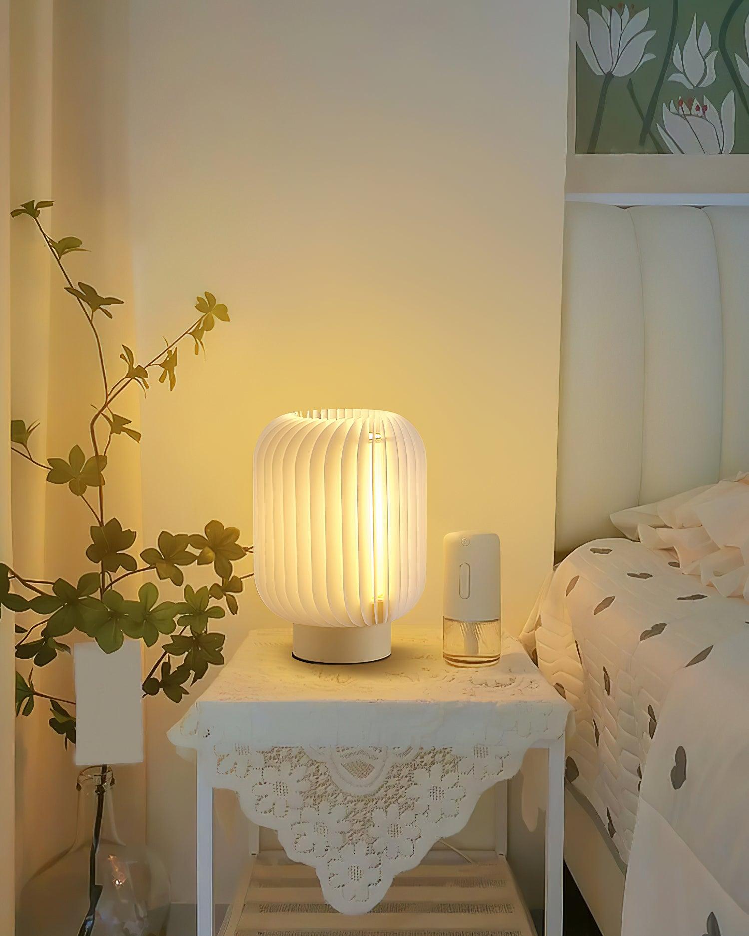 Pleated Table Lamp - Blowlighting