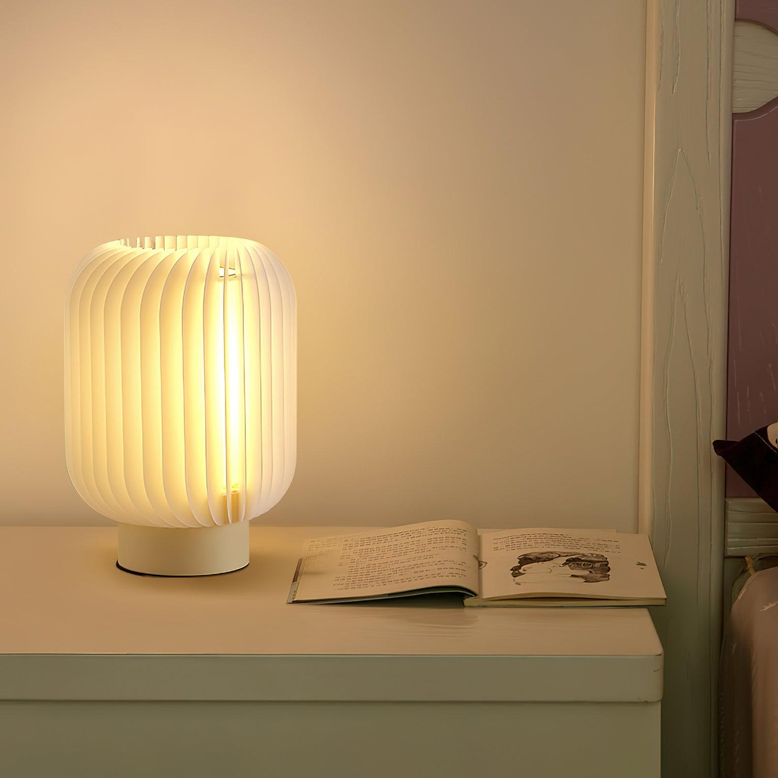 Pleated Table Lamp - Blowlighting