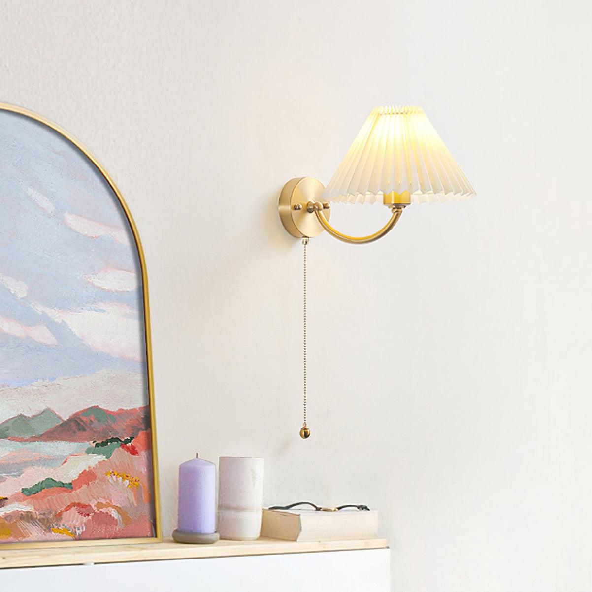 Pleated Wall Lamp - Blowlighting