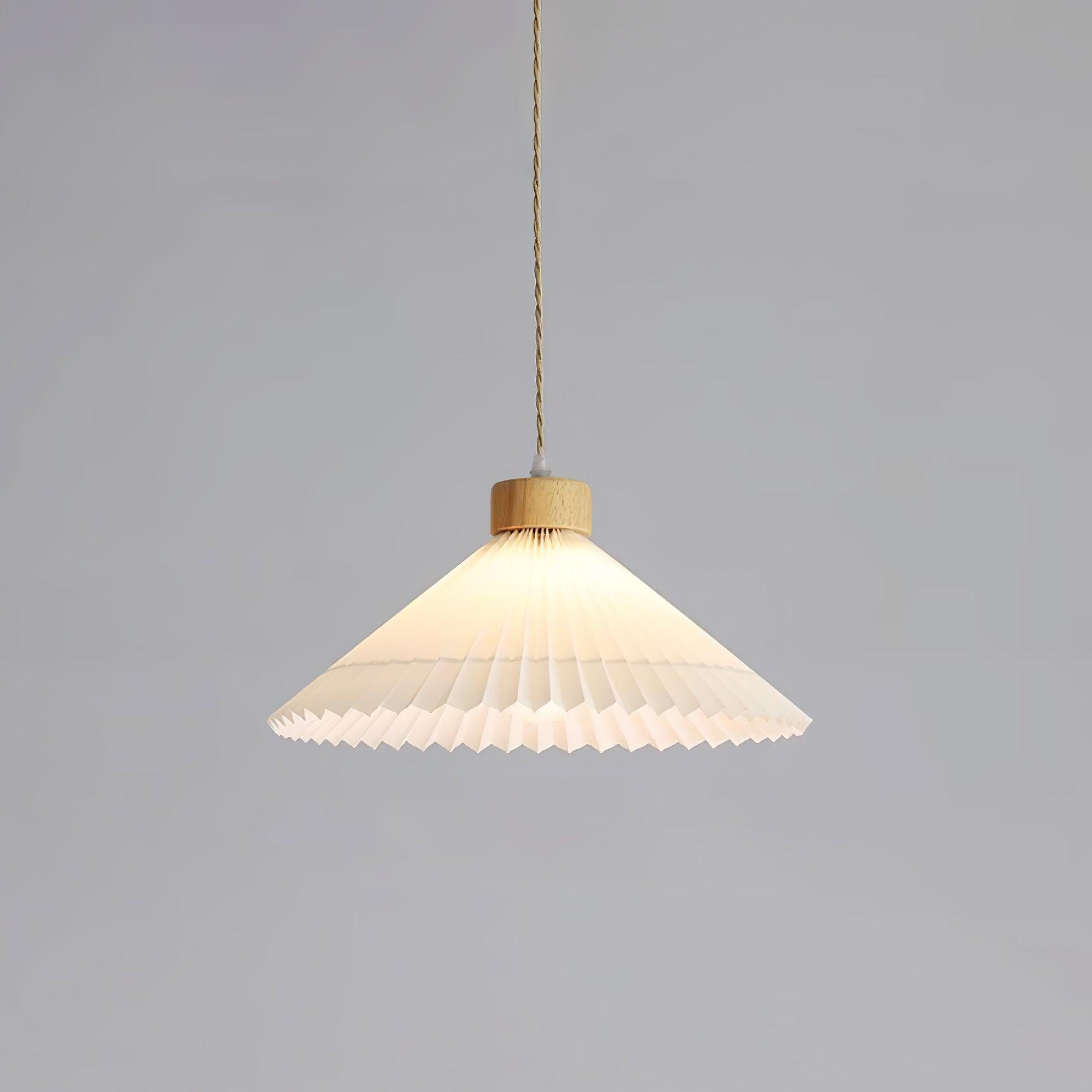 Pleated Wooden Pendant Light - Blowlighting
