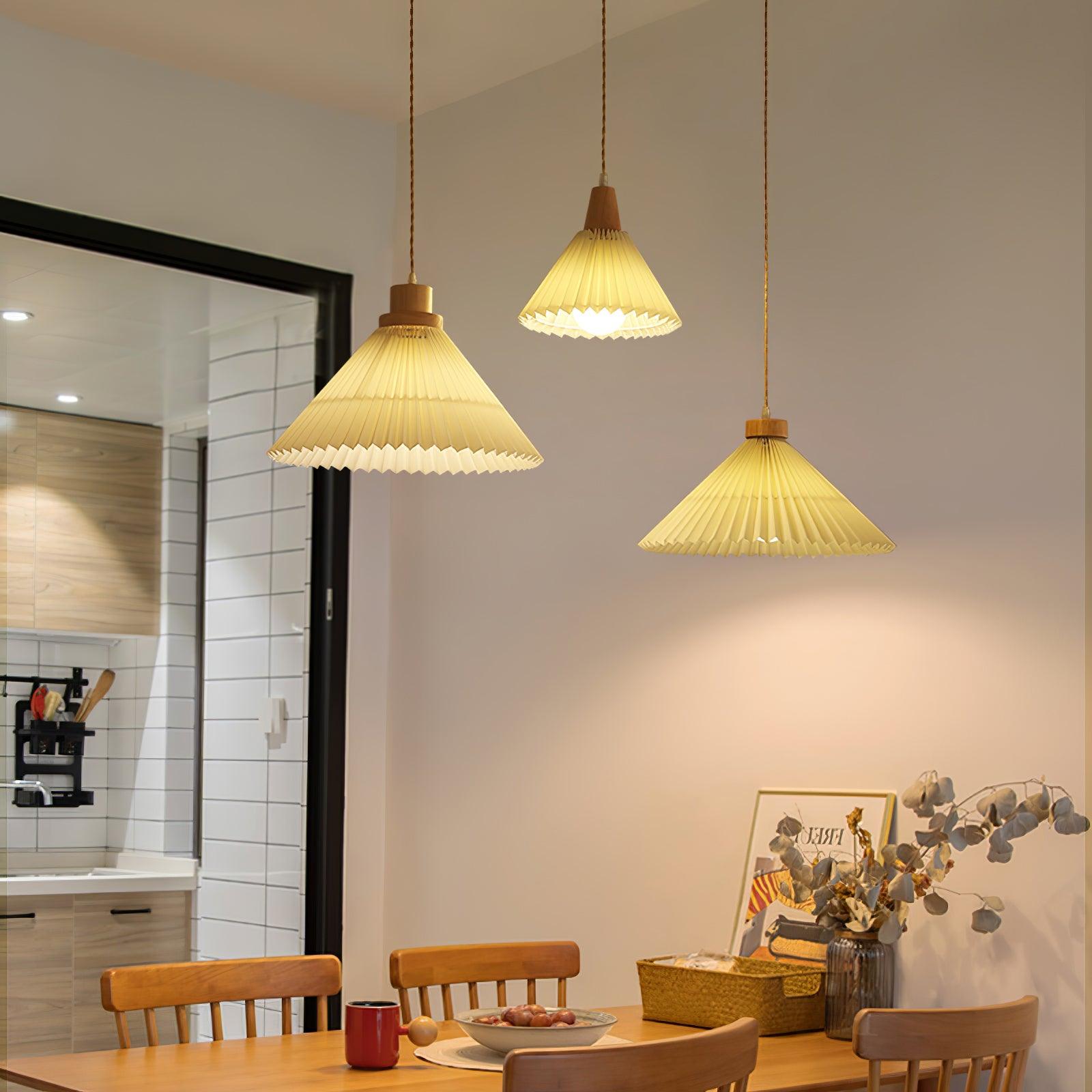 Pleated Wooden Pendant Light - Blowlighting