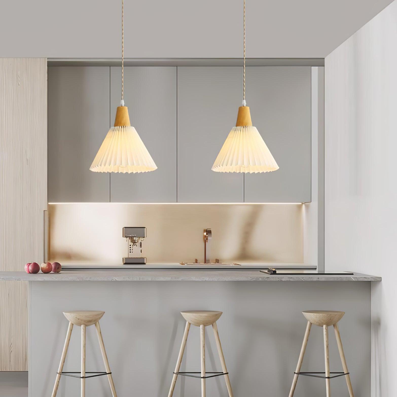 Pleated Wooden Pendant Light - Blowlighting