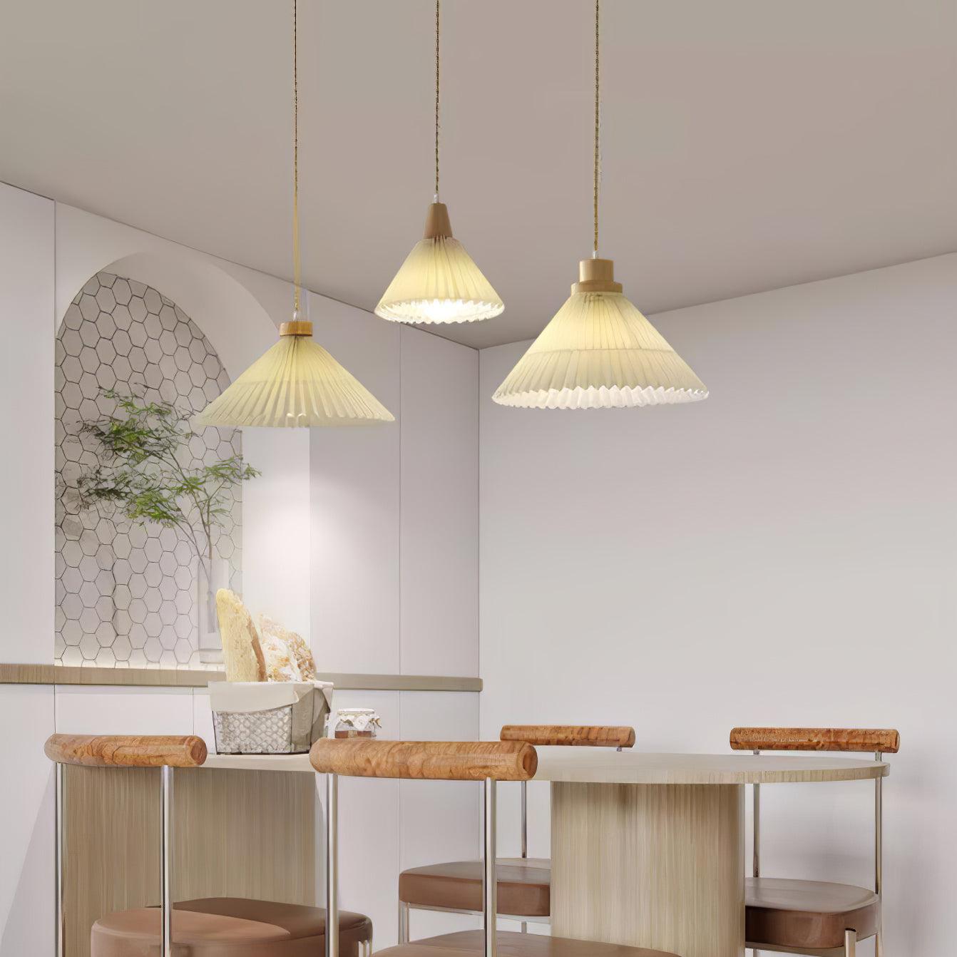 Pleated Wooden Pendant Light - Blowlighting