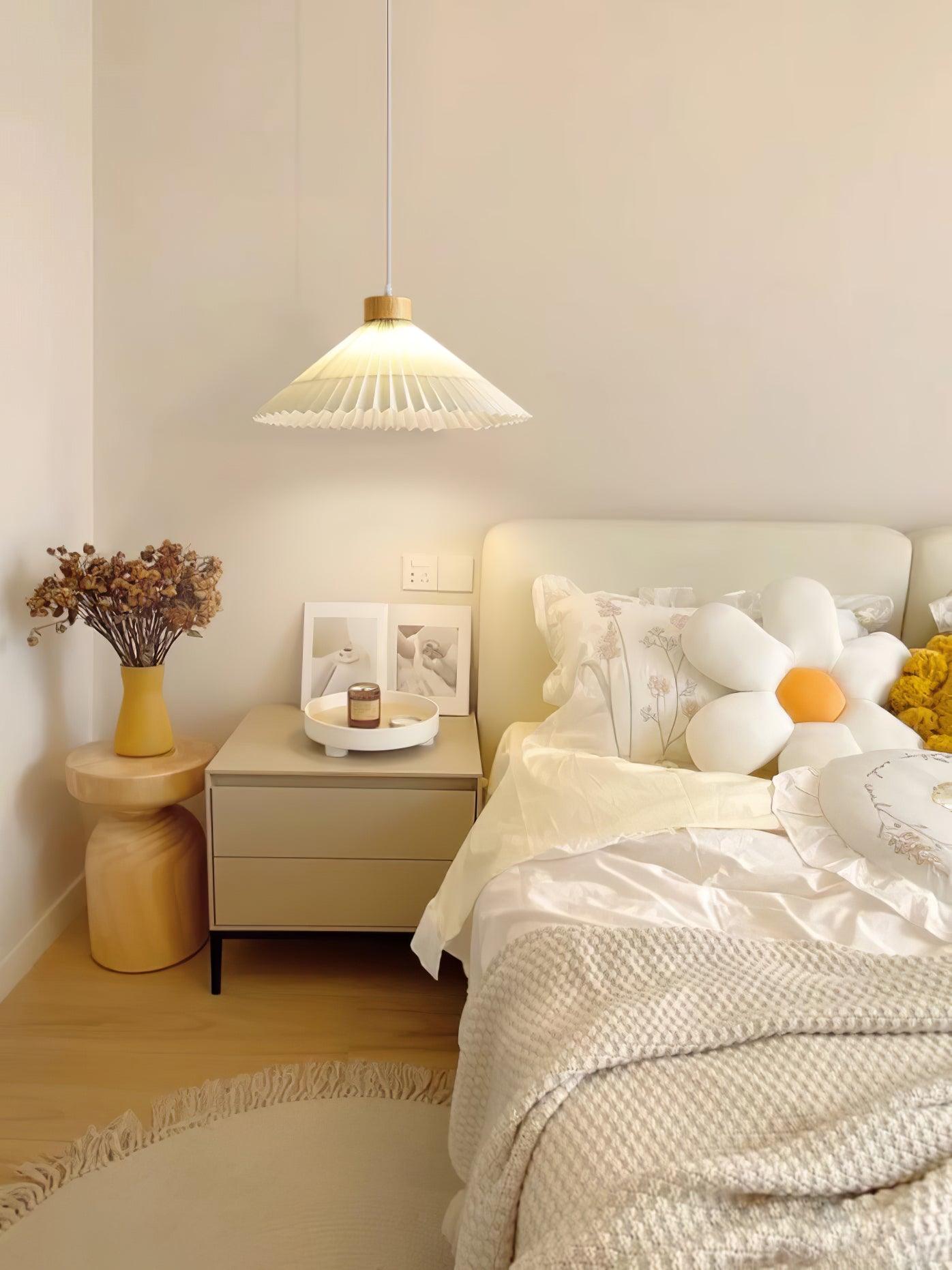 Pleated Wooden Pendant Light - Blowlighting