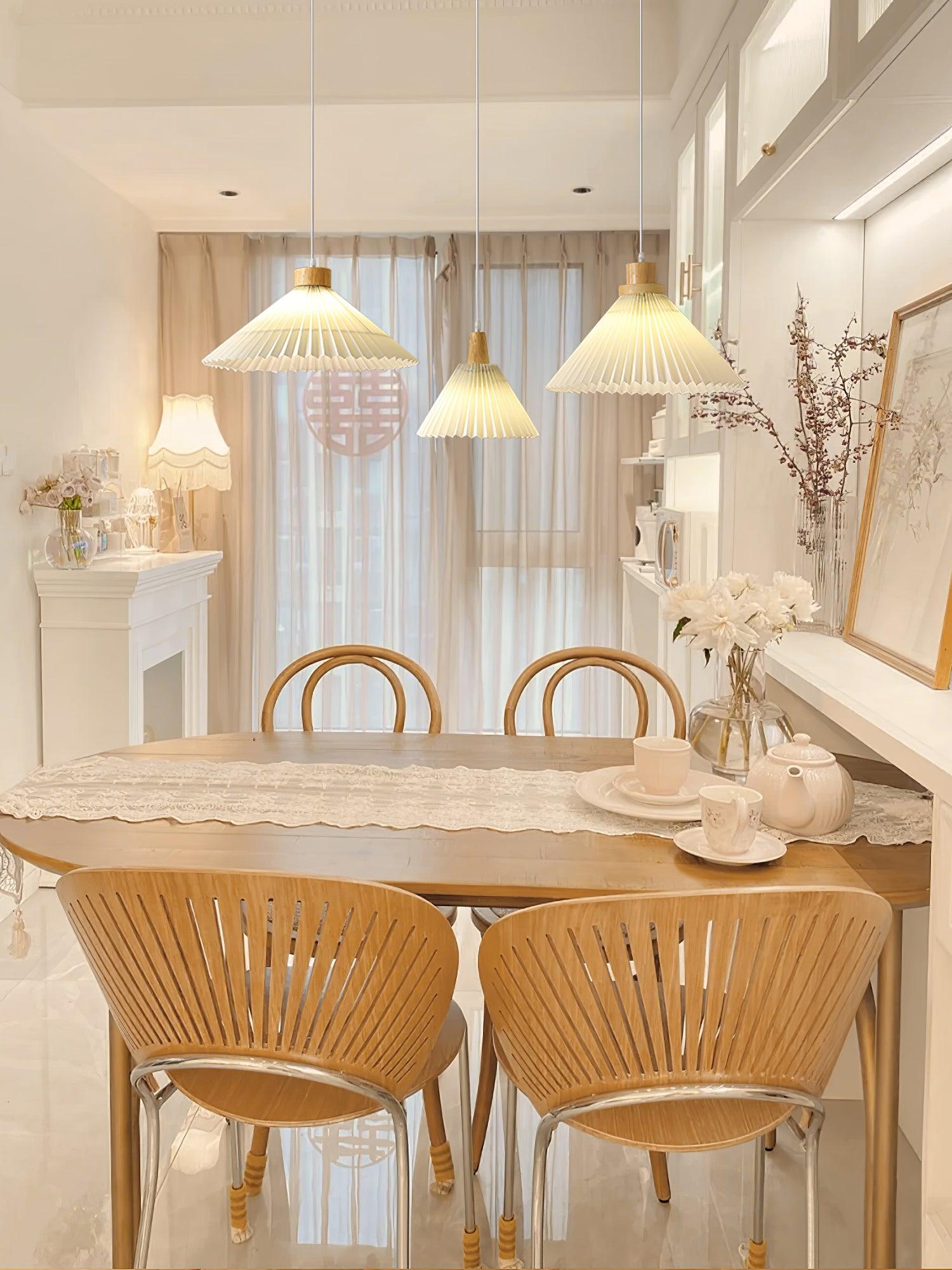 Pleated Wooden Pendant Light - Blowlighting