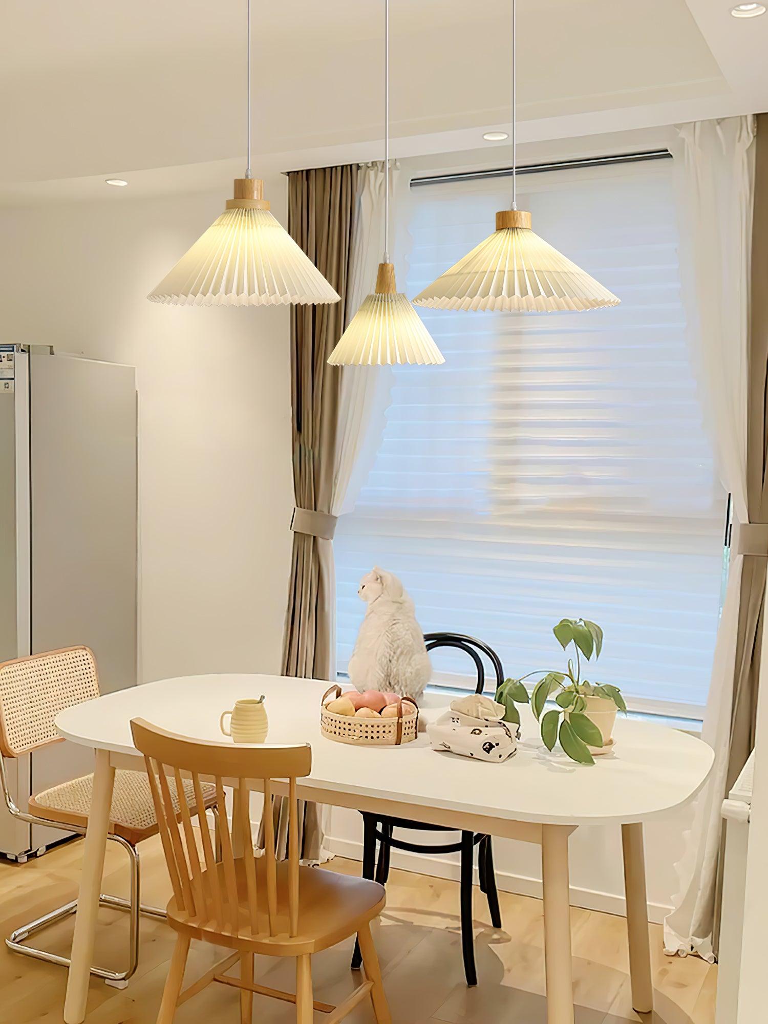 Pleated Wooden Pendant Light - Blowlighting