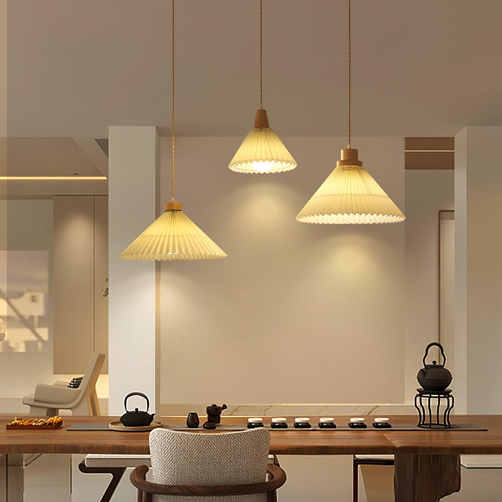 Pleated Wooden Pendant Light - Blowlighting