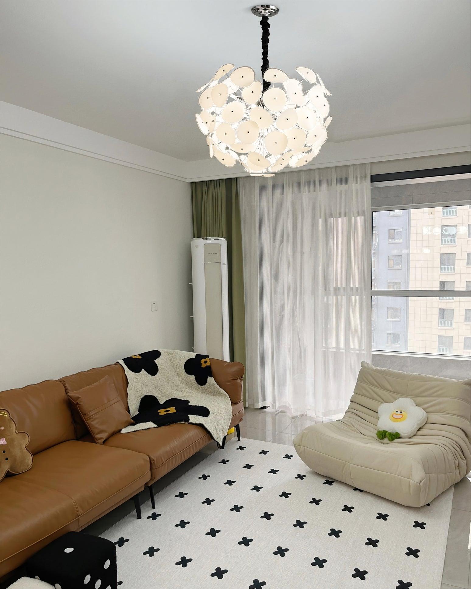 Poppy Glass Chandelier - Blowlighting
