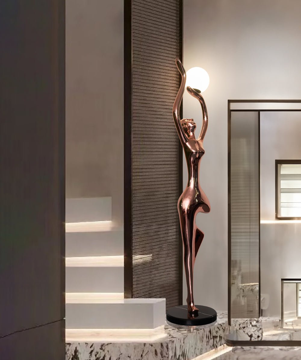 Emiryra Golden Sculptural Floor Lamp - Blowlighting