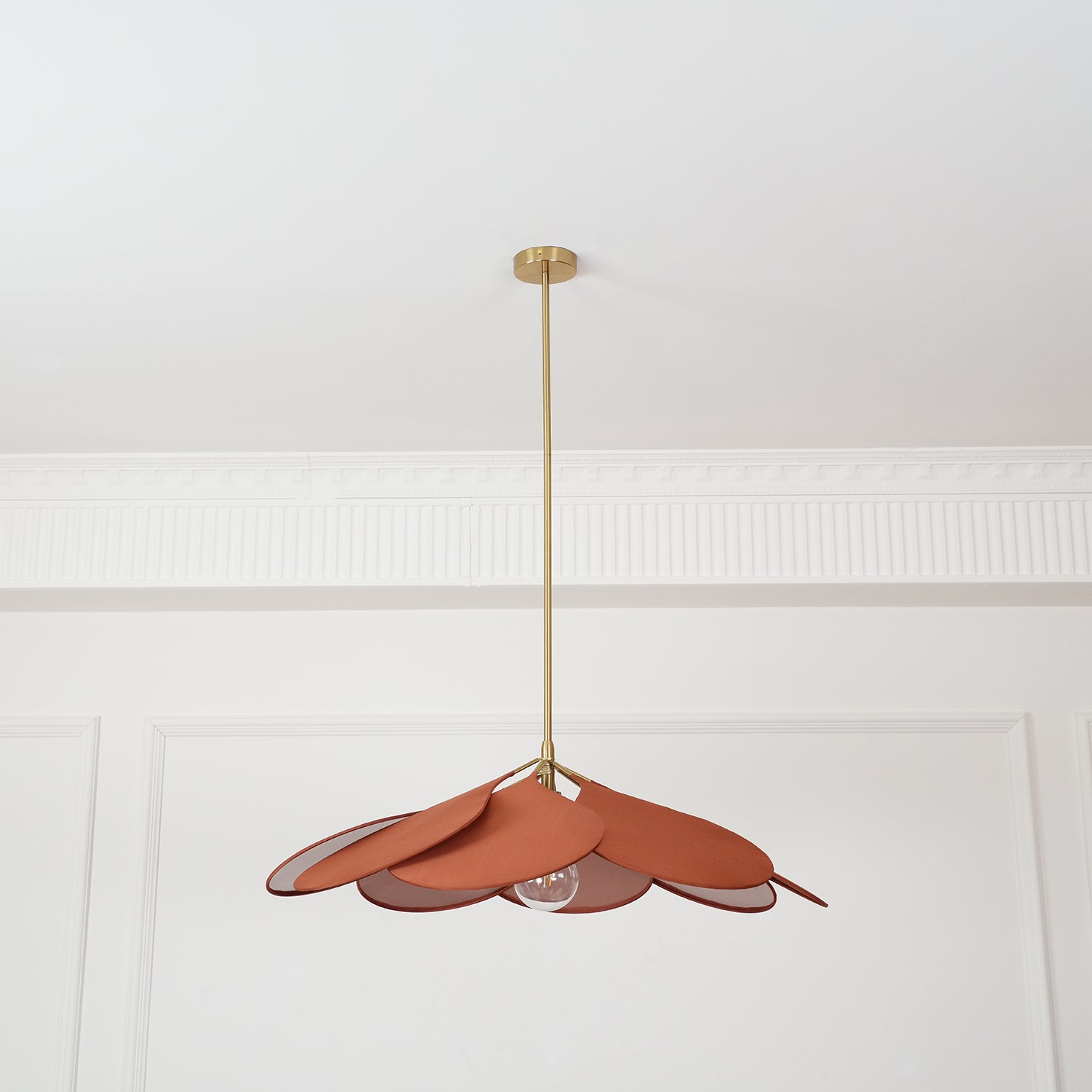 Precieuse Petals Pendant Lamp - Blowlighting