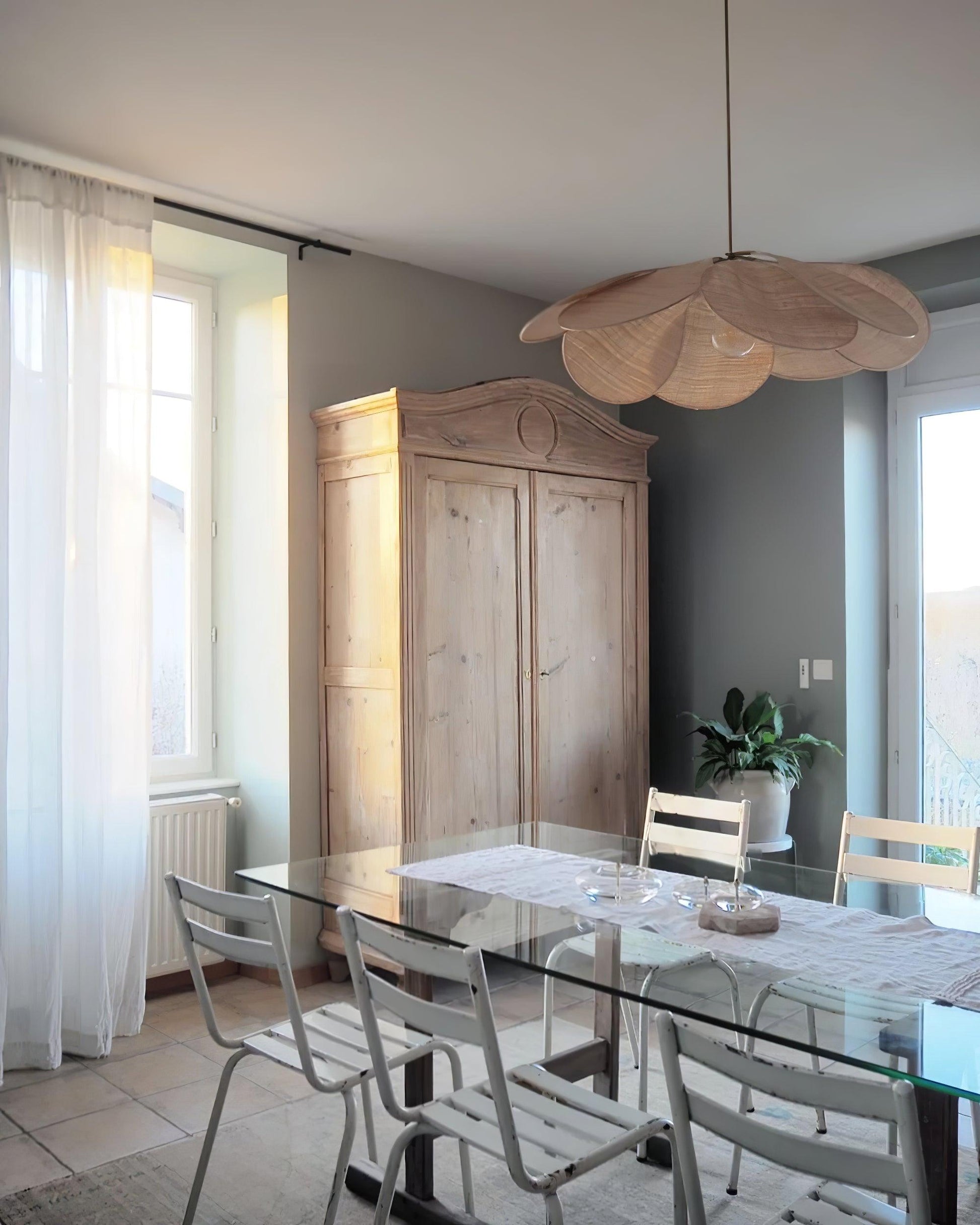 Precieuse Petals Pendant Lamp - Blowlighting