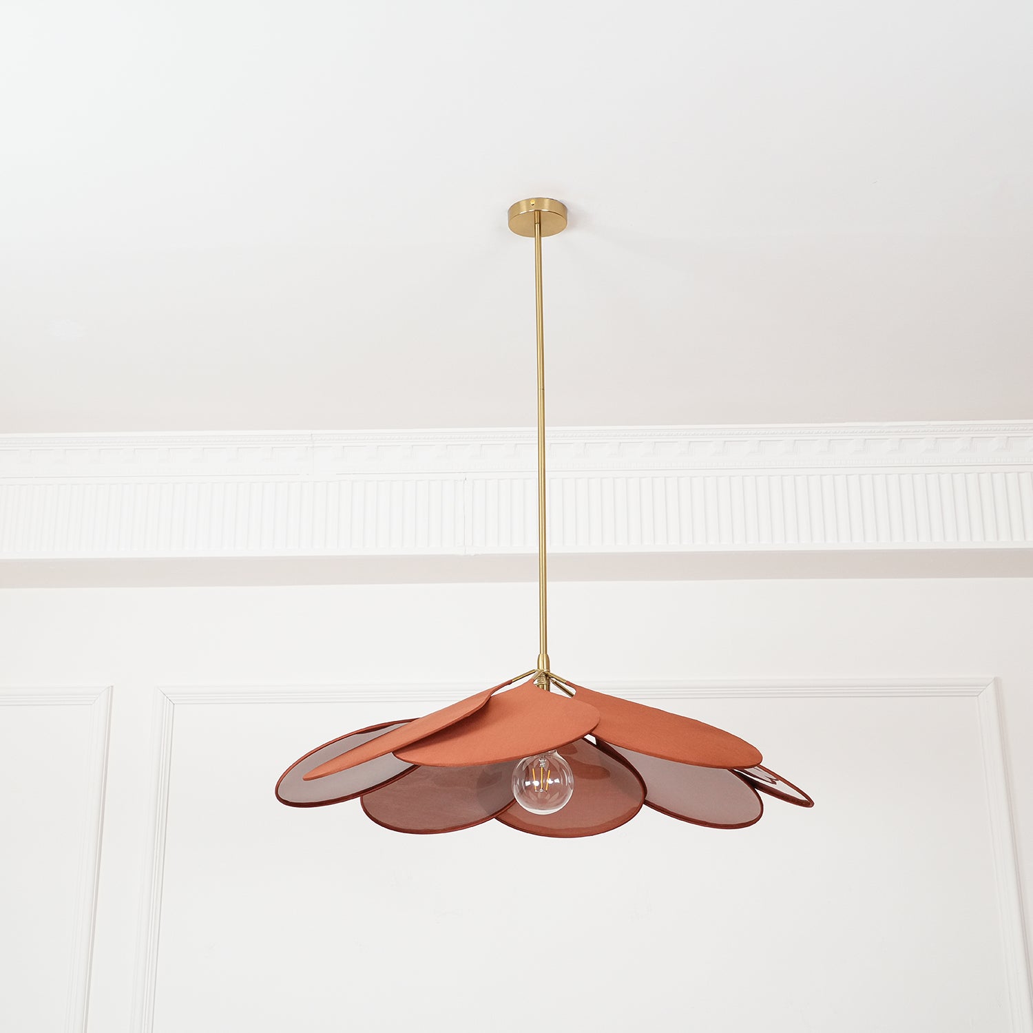 Precieuse Petals Pendant Lamp - Blowlighting