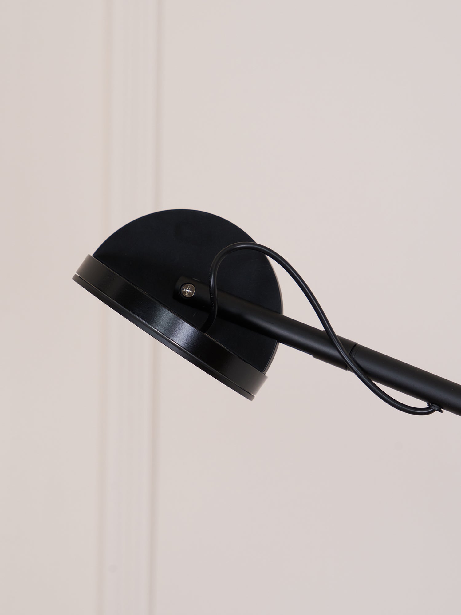 Precision Movement Floor Lamp - Blowlighting
