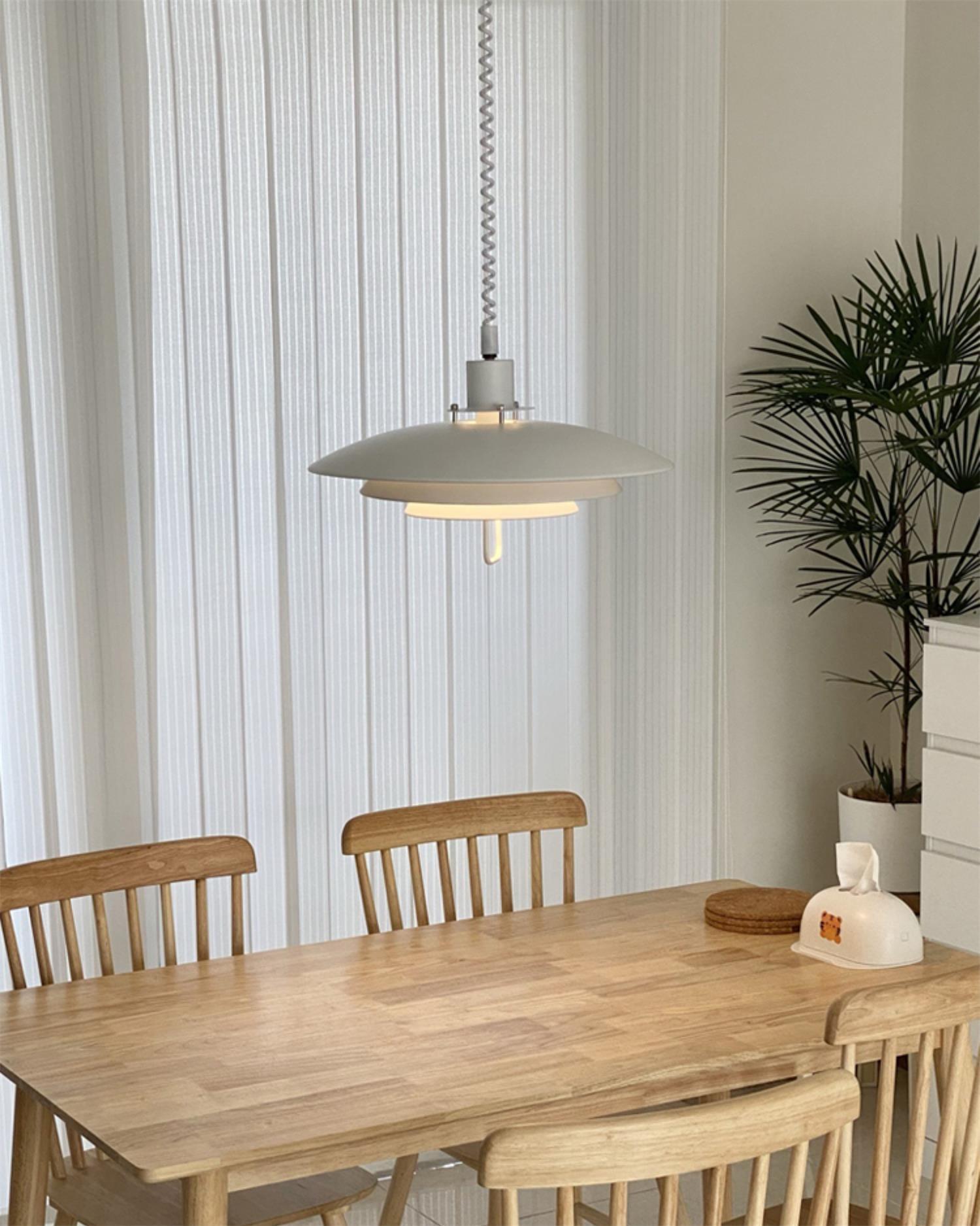 Poul Pendant Lamp - Blowlighting