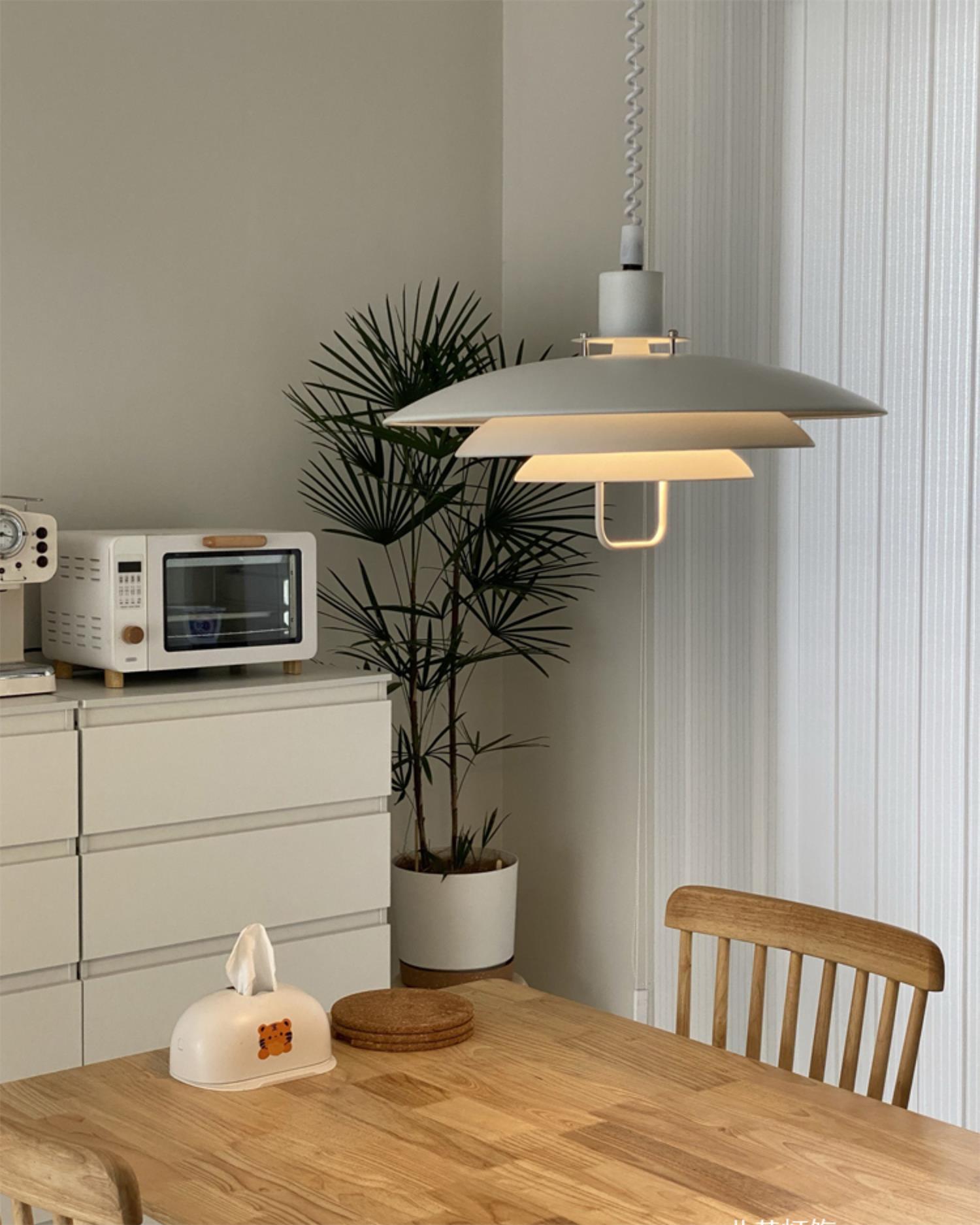 Poul Pendant Lamp - Blowlighting