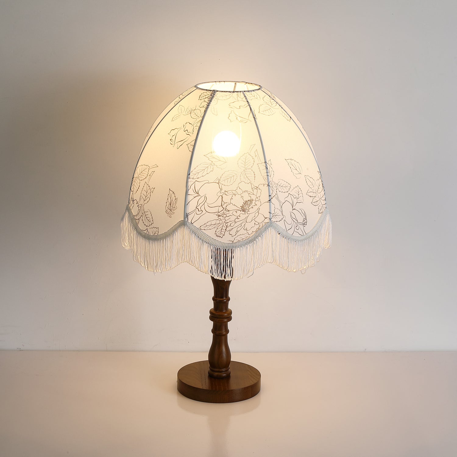 Printed Tassel Table Lamp - Blowlighting