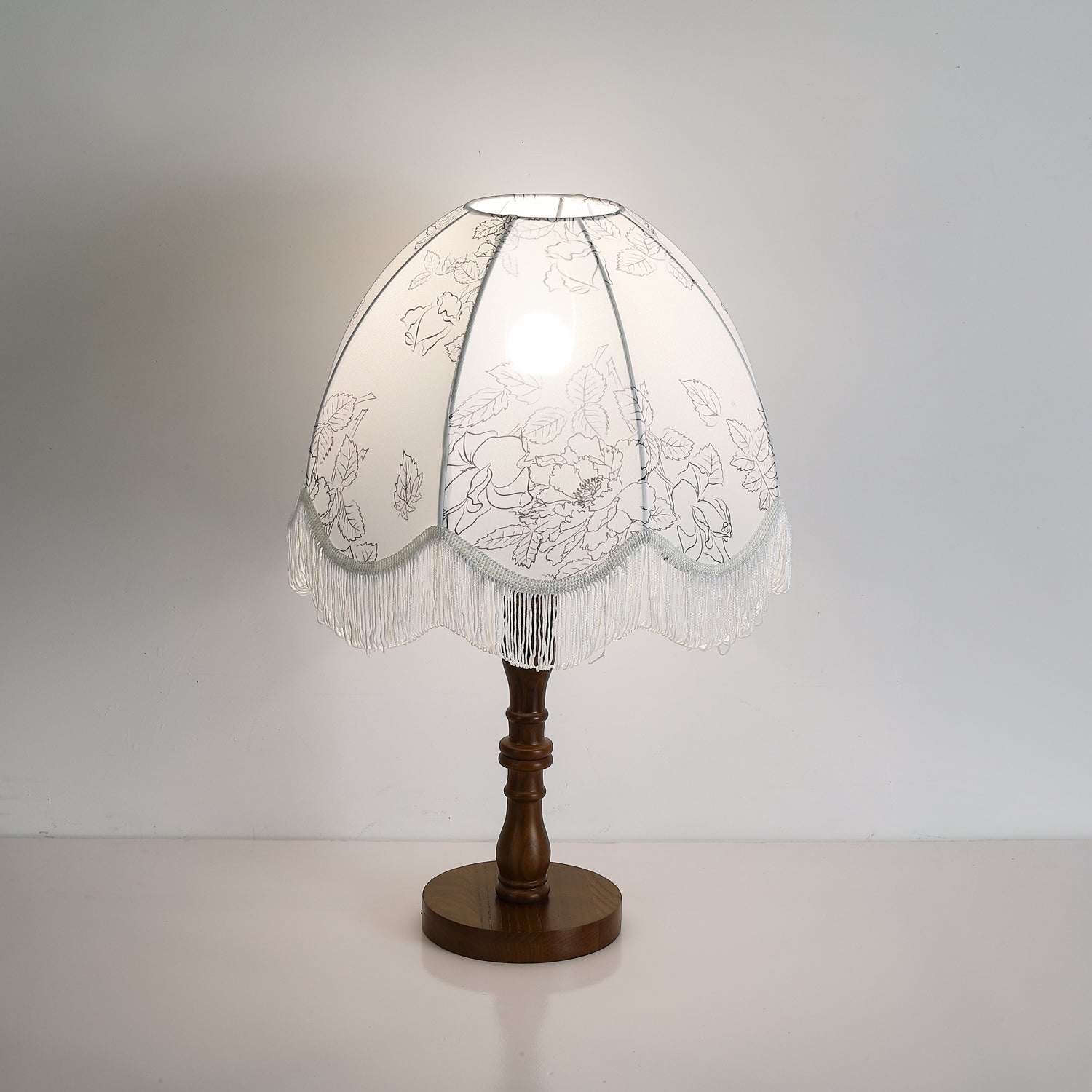 Printed Tassel Table Lamp - Blowlighting