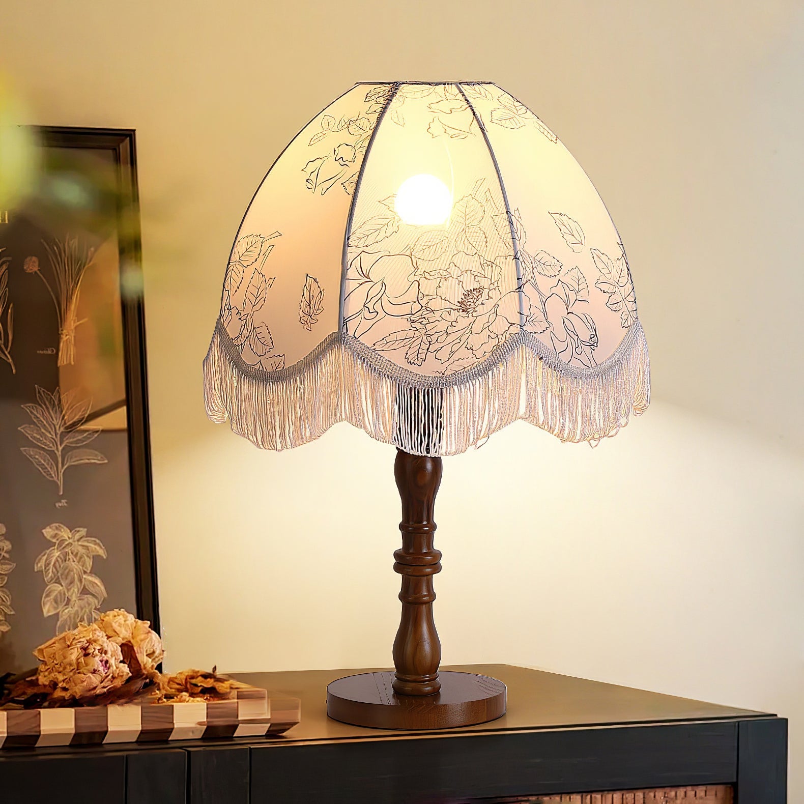 Printed Tassel Table Lamp - Blowlighting