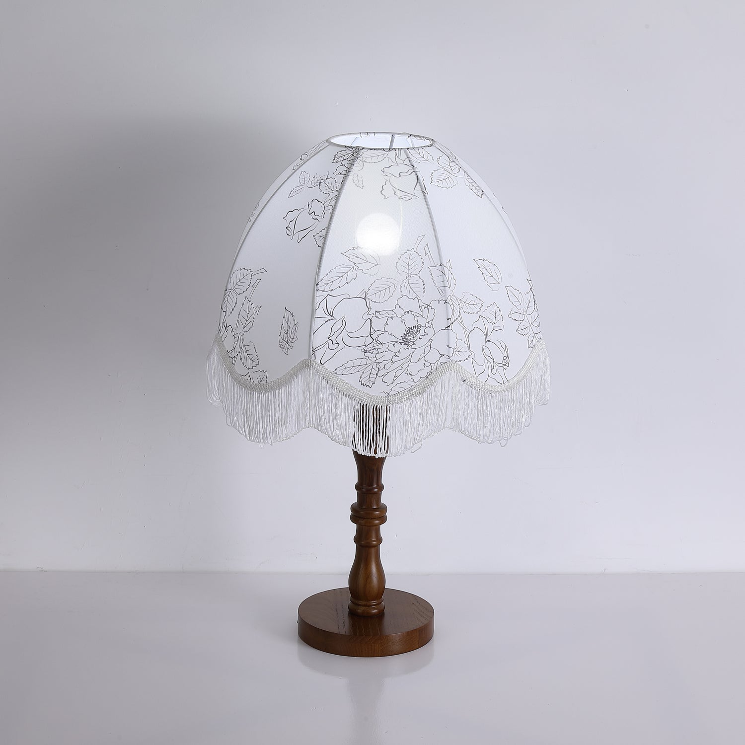 Printed Tassel Table Lamp - Blowlighting