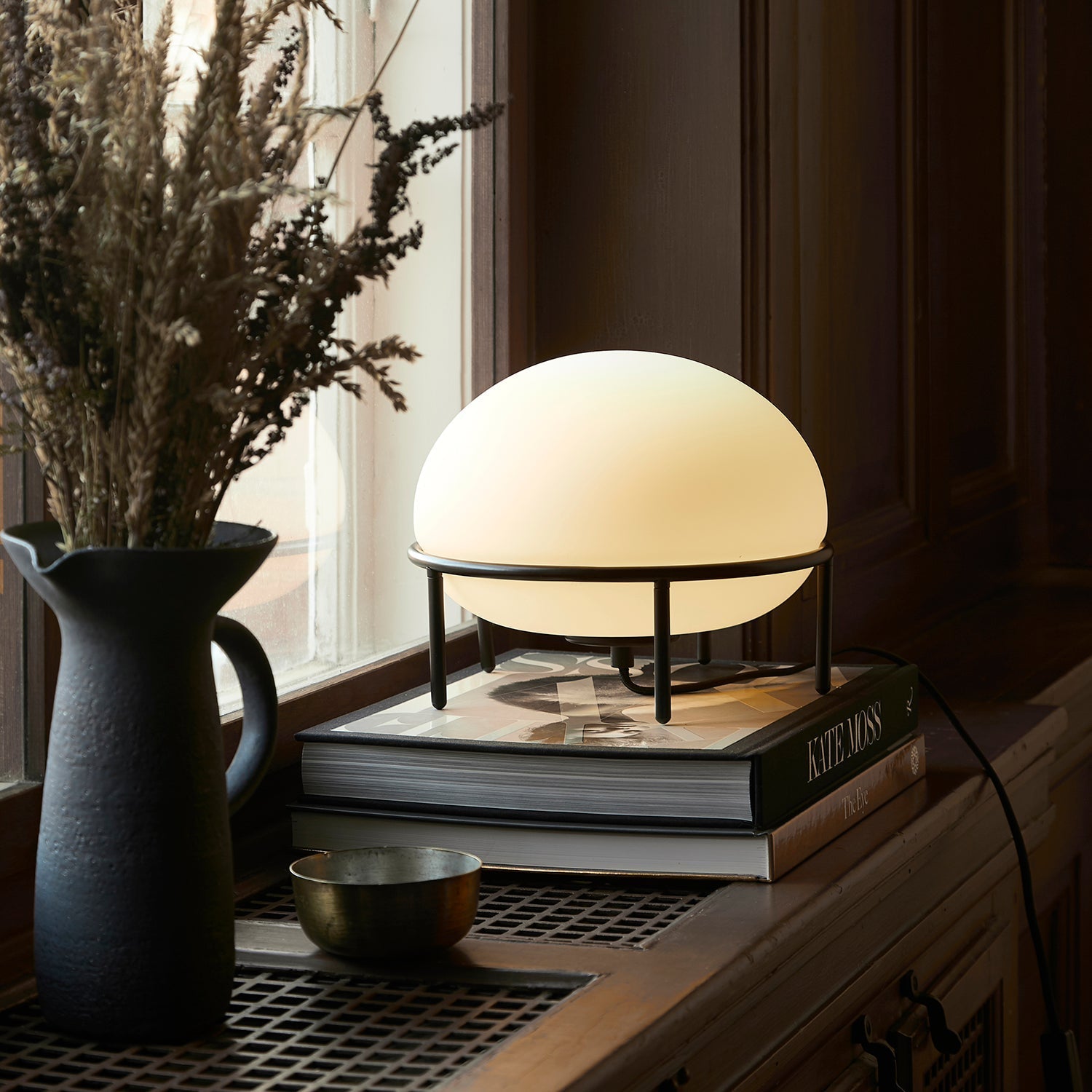 Pump Table Lamp - Blowlighting