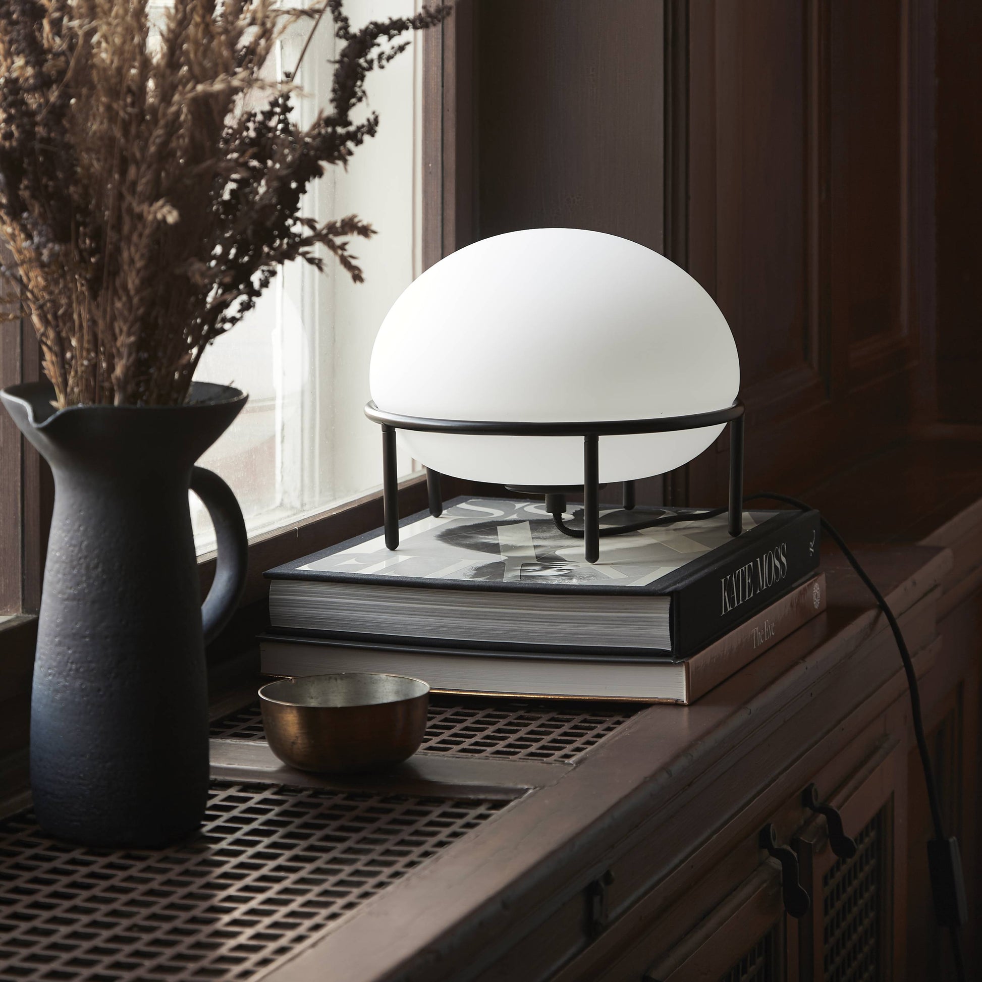 Pump Table Lamp - Blowlighting