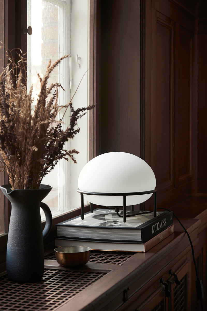 Pump Table Lamp - Blowlighting