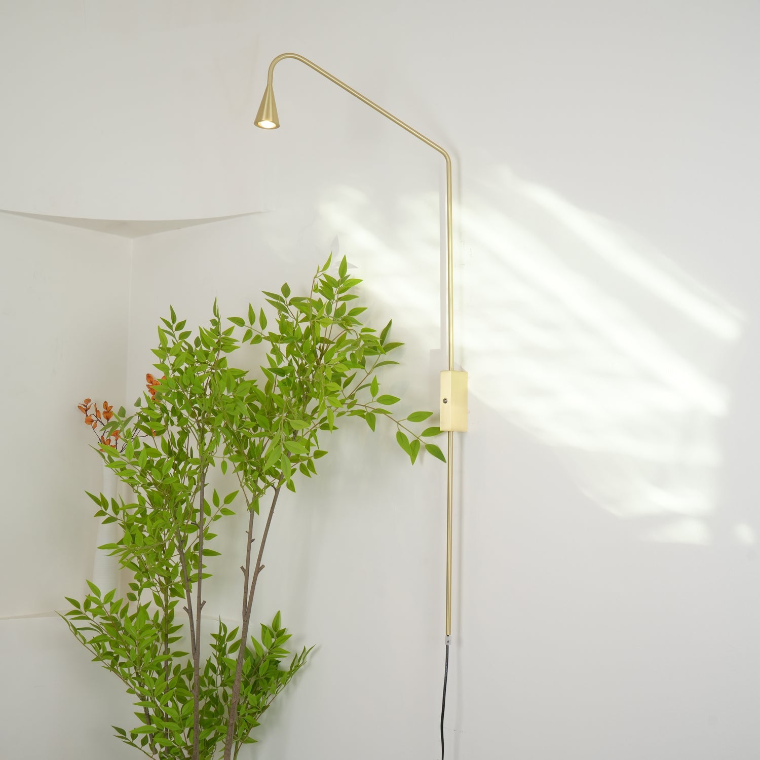 Pureform Wall Lamp - Blowlighting