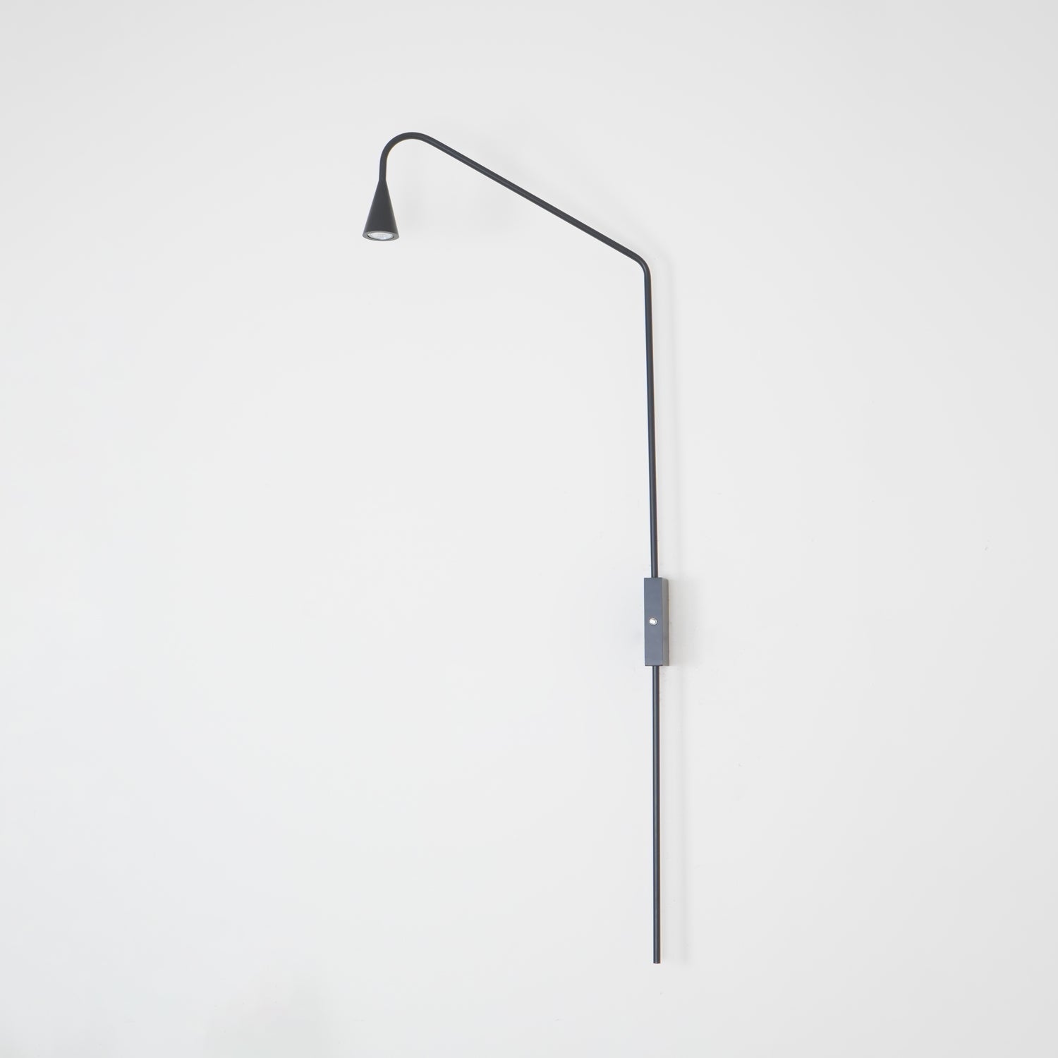 Pureform Wall Lamp - Blowlighting